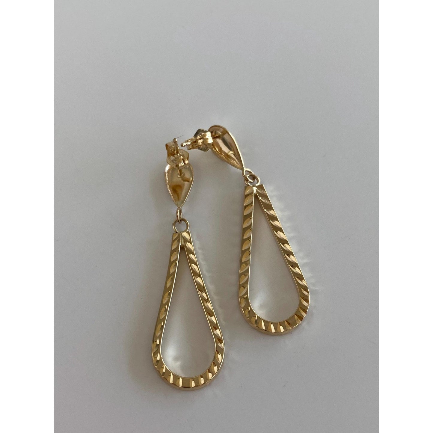 Vintage 14k Yellow Gold Diamond Cut Teardrop Dangle Stud Earrings