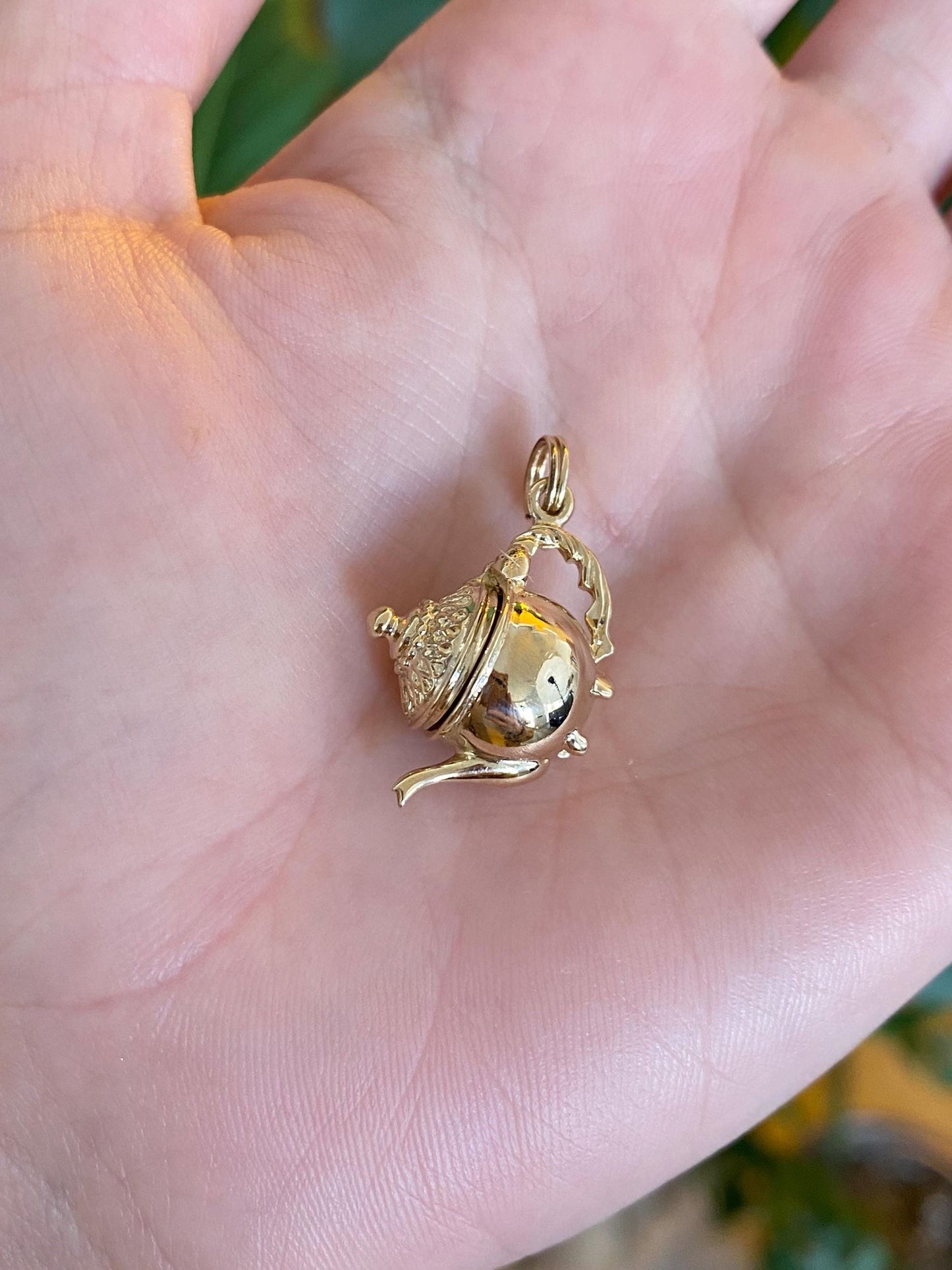 Vintage Solid 14k Yellow Gold Articulated Tea Kettle Charm