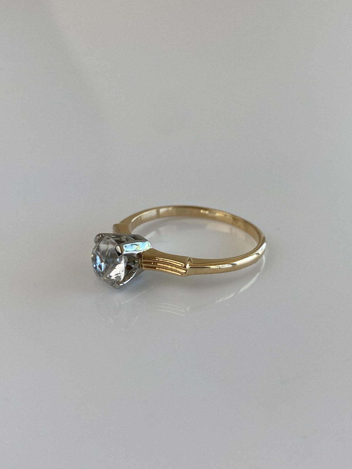 Solid 14k White & Yellow Gold Clear Spinel Solitaire Ring - Size 6.25