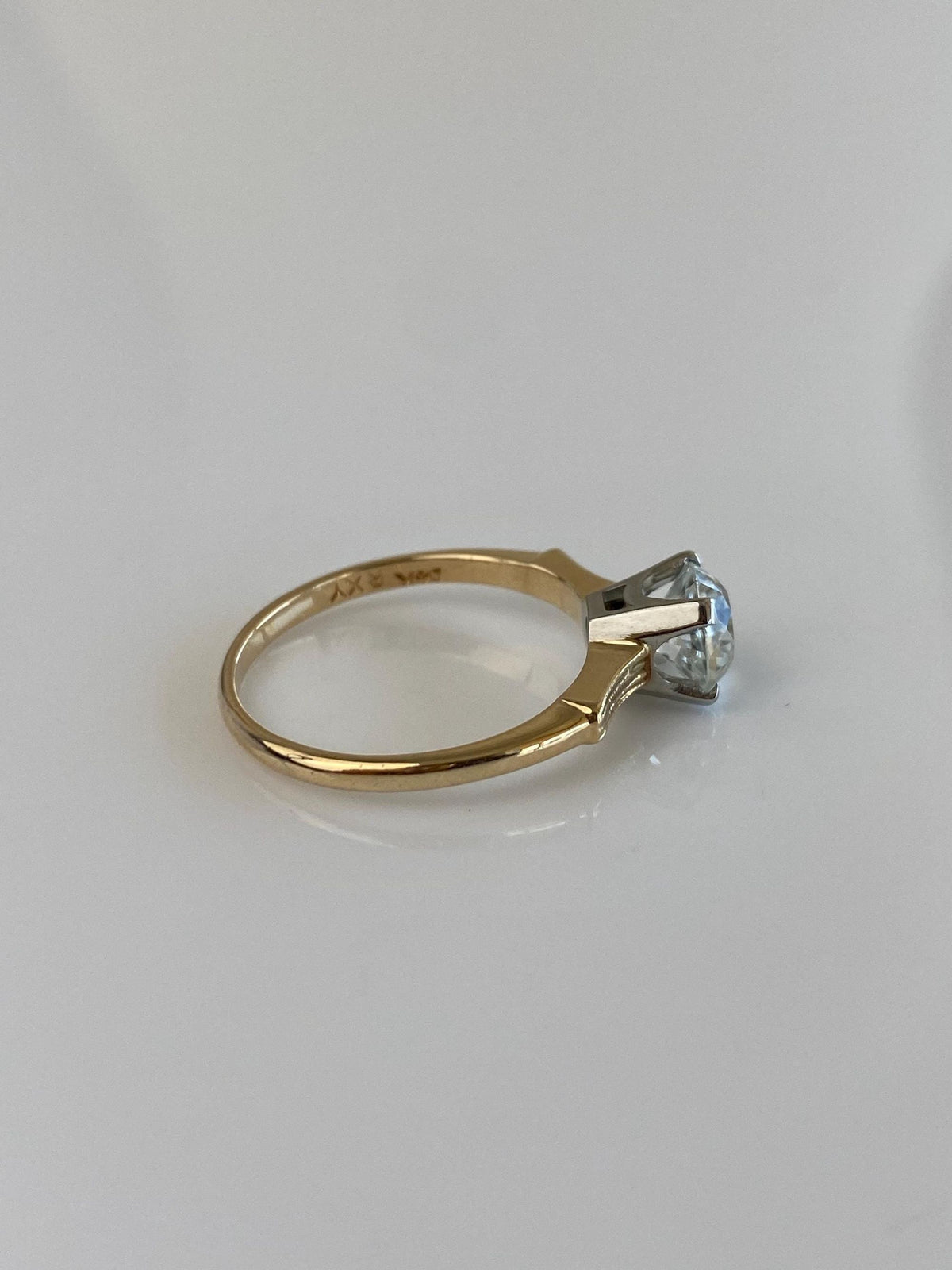 Solid 14k White & Yellow Gold Clear Spinel Solitaire Ring - Size 6.25