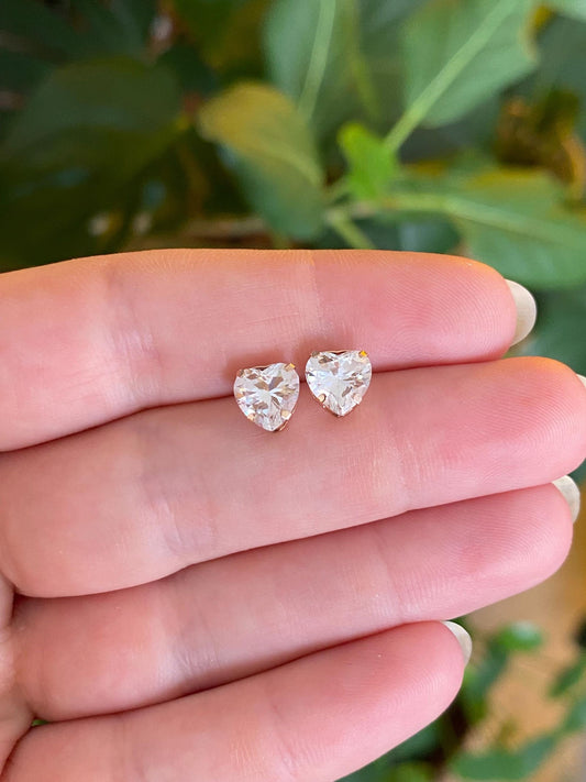 Solid 10k Yellow Gold Clear Cubic Zirconia Heart Stud Earrings