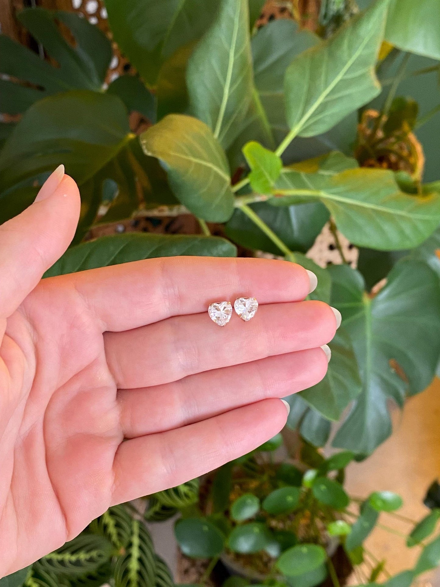 Solid 10k Yellow Gold Clear Cubic Zirconia Heart Stud Earrings