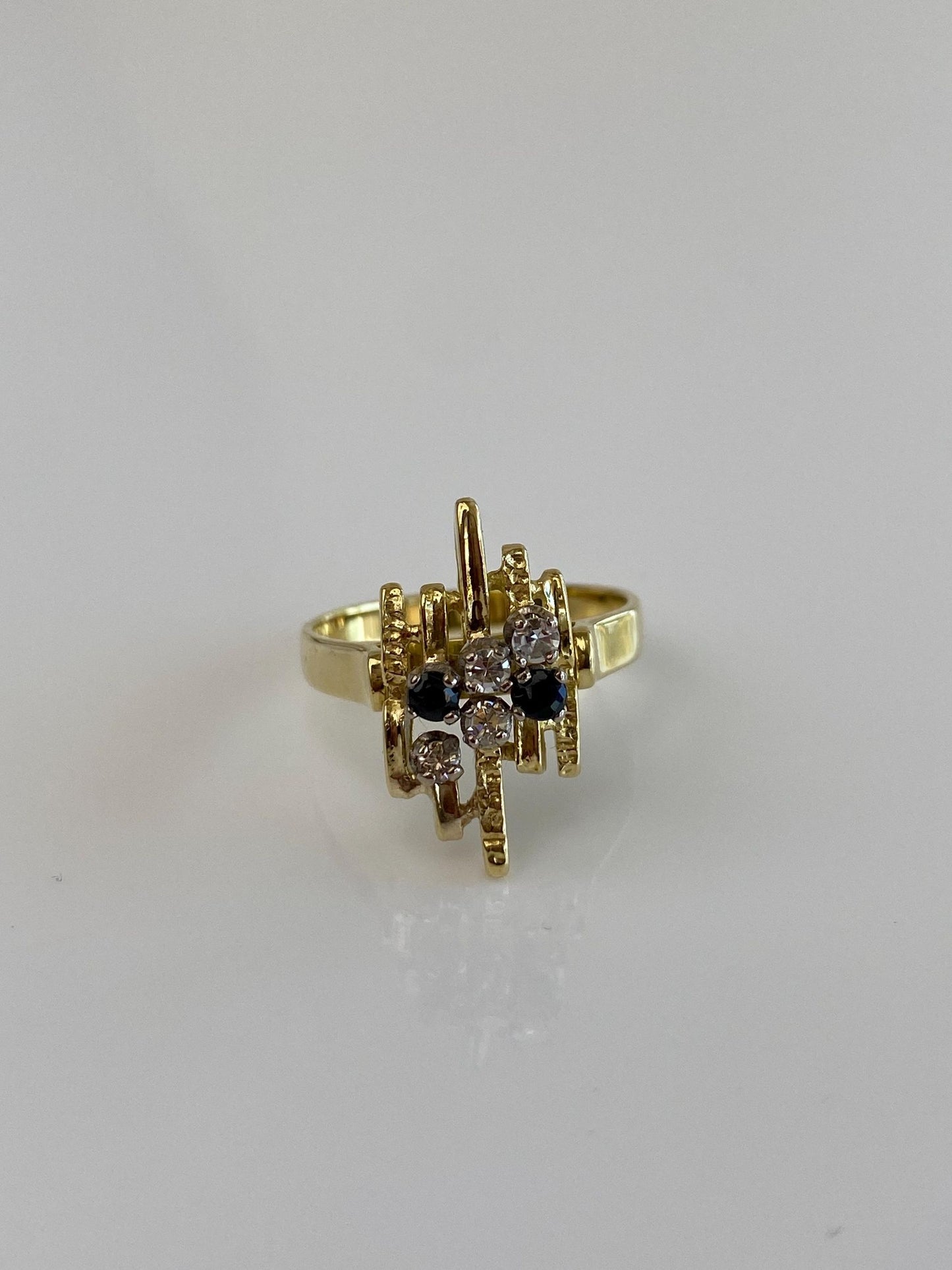 Solid 18k Yellow Gold Clear Sapphire Blue Spinel Geometric Ring - Size 6.75
