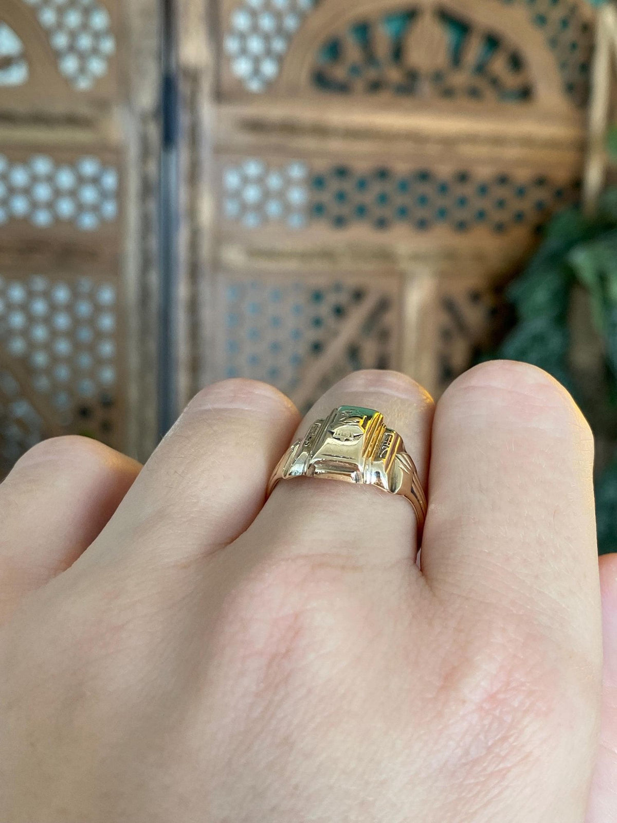 Vintage Solid 10k Yellow Gold 1947 Class Ring - Size 7.75