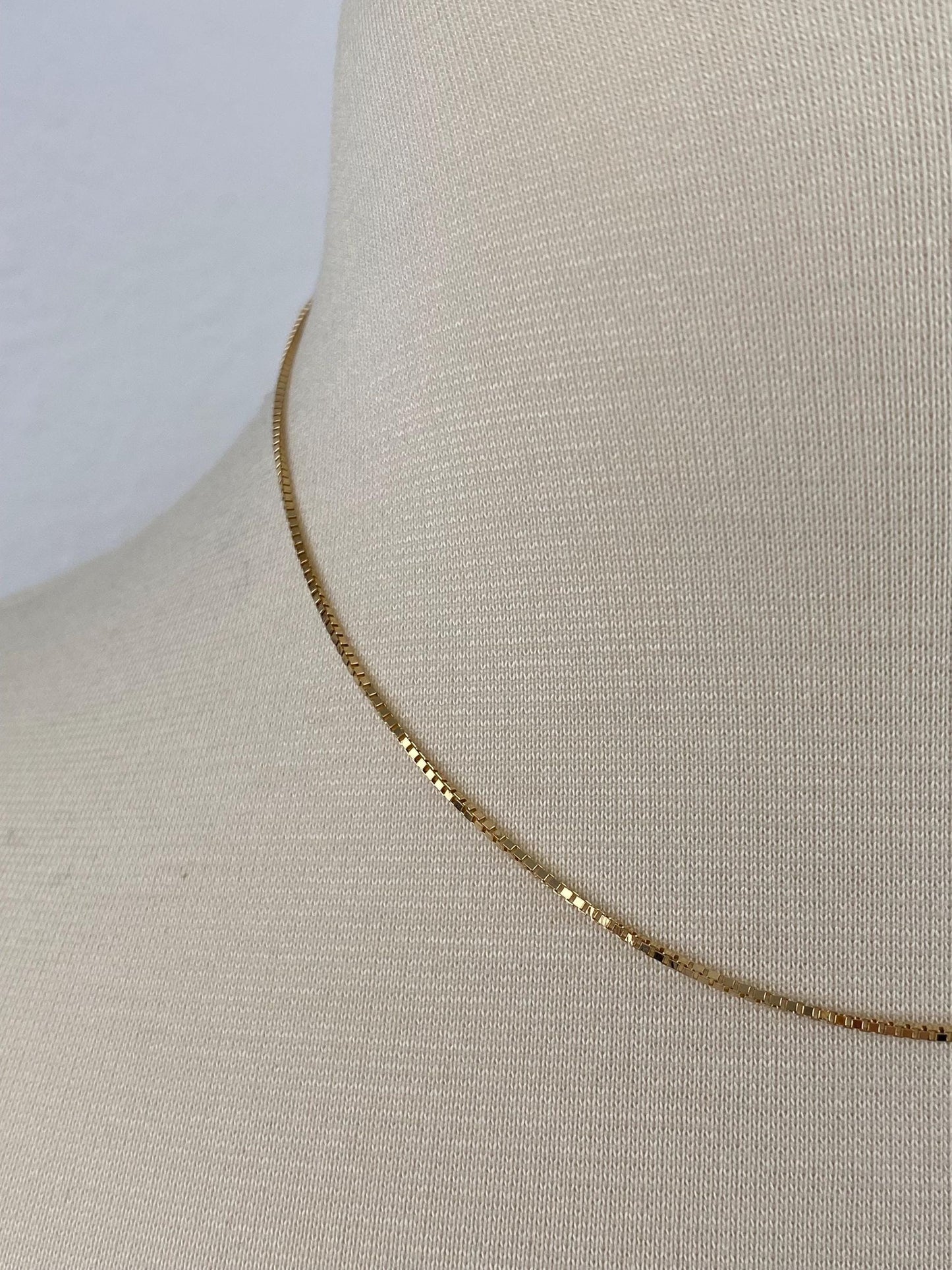 Vintage Solid 18k Yellow Gold Box Chain Necklace - 15.75 inches