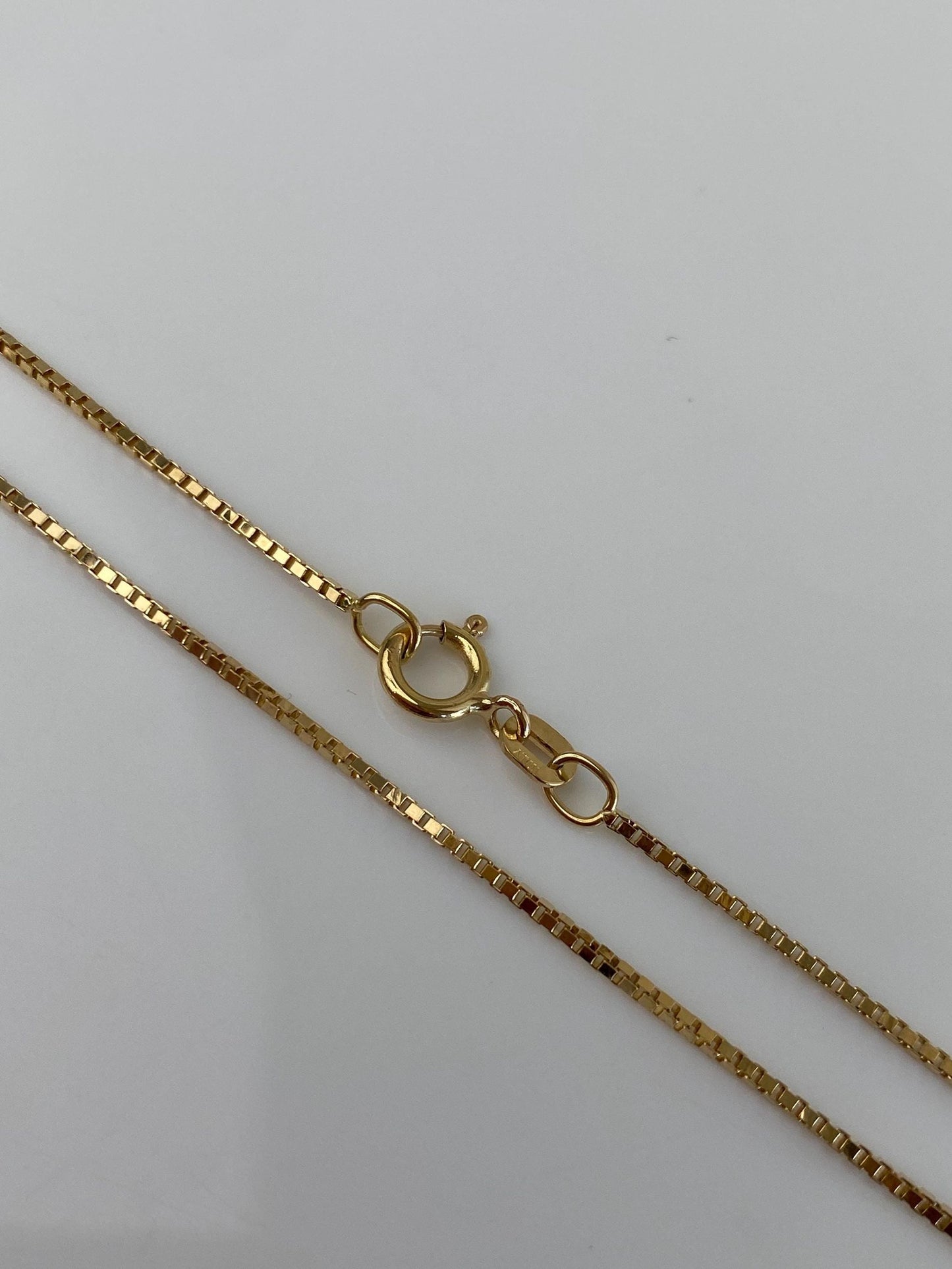 Vintage Solid 18k Yellow Gold Box Chain Necklace - 15.75 inches
