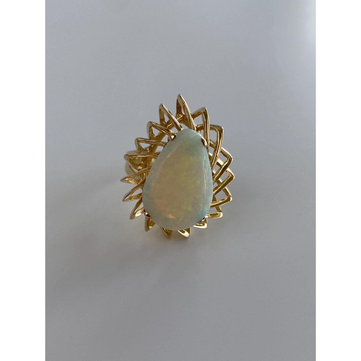 Vintage Solid 14k Yellow Gold Opal Teardrop Cocktail Ring - Size 6.75