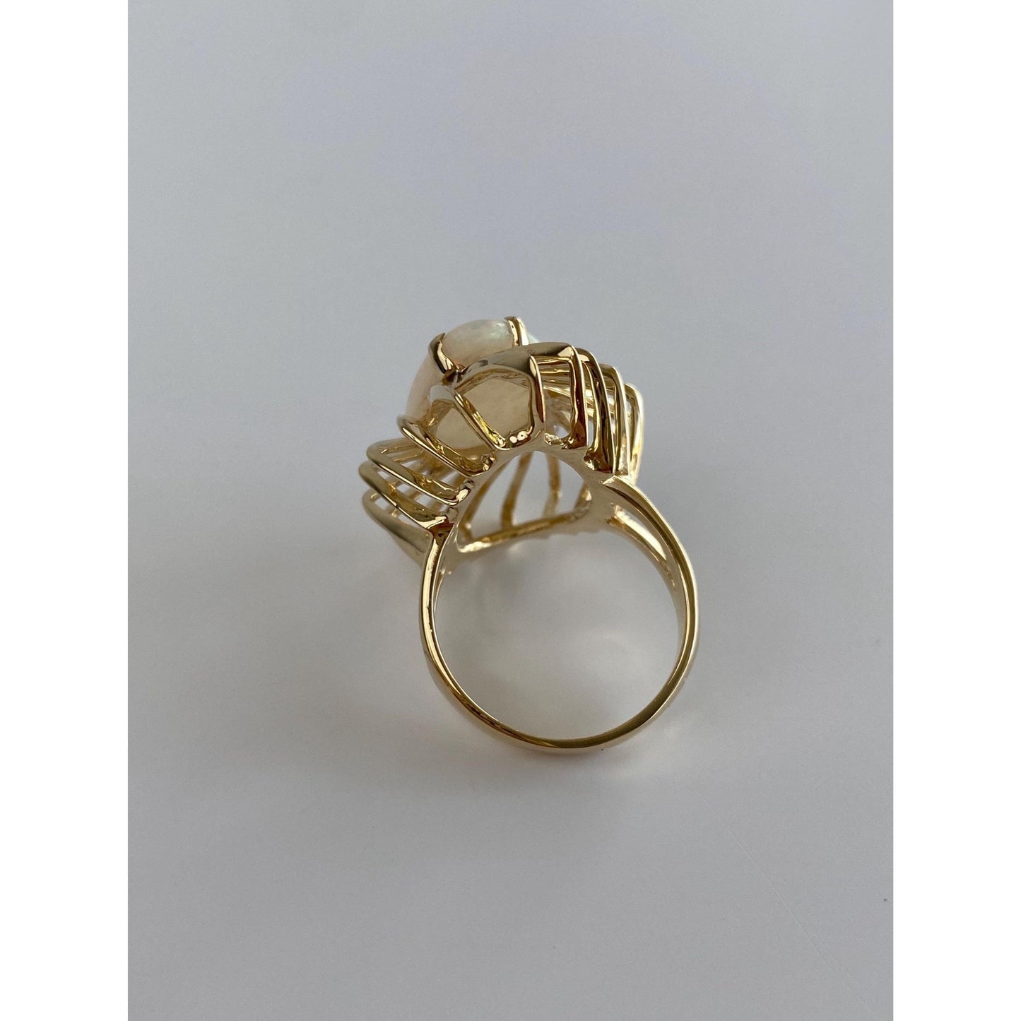 Vintage Solid 14k Yellow Gold Opal Teardrop Cocktail Ring - Size 6.75