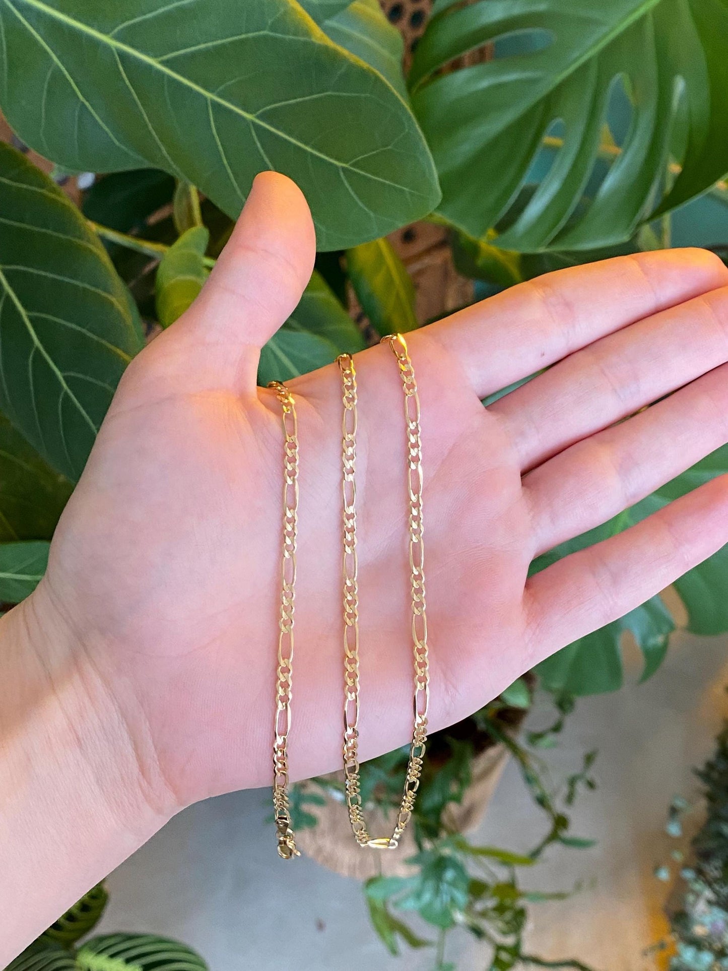 Vintage Solid 14k Yellow Gold Figaro Chain Necklace - 22 inches