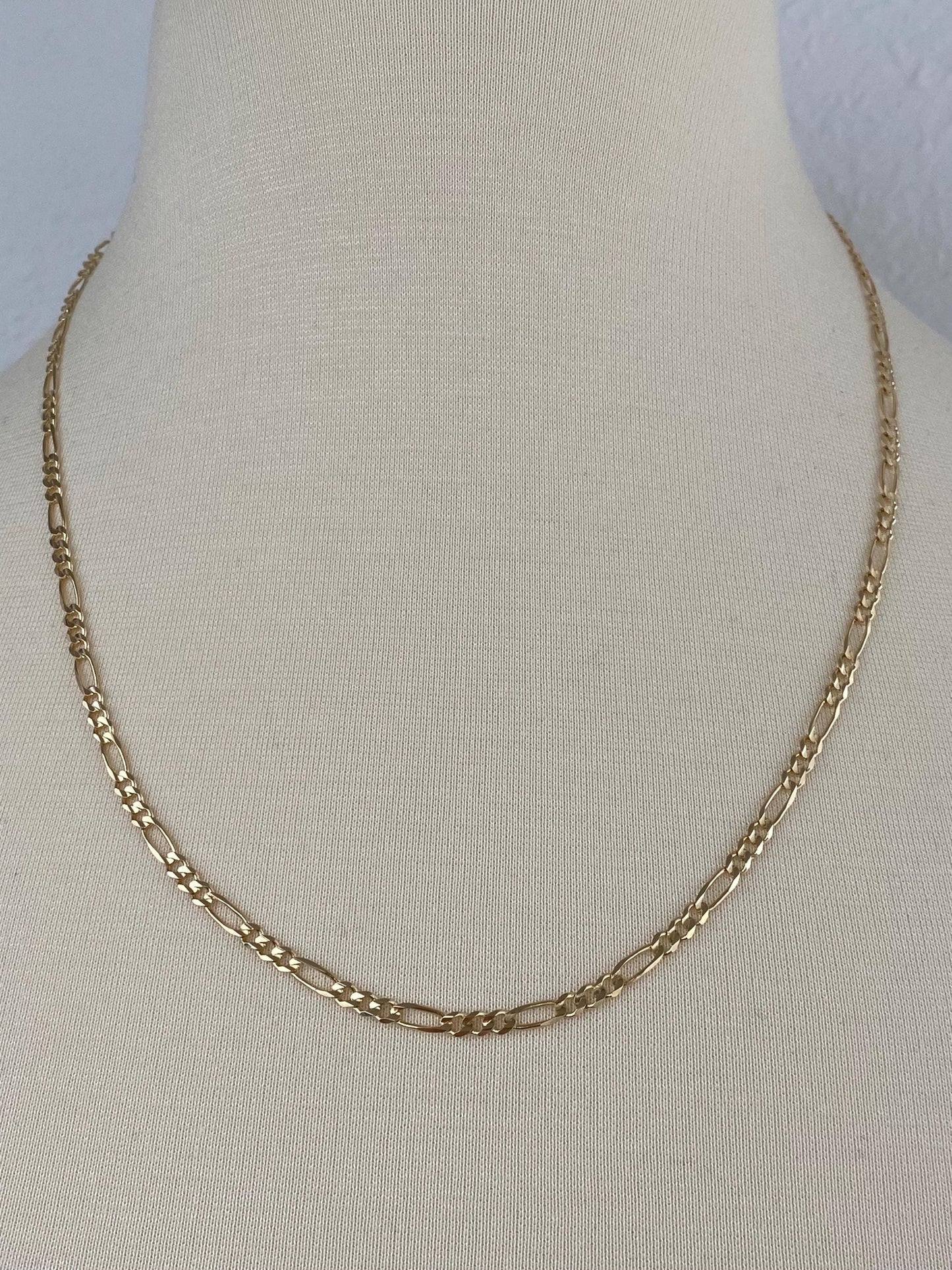 Vintage Solid 14k Yellow Gold Figaro Chain Necklace - 22 inches
