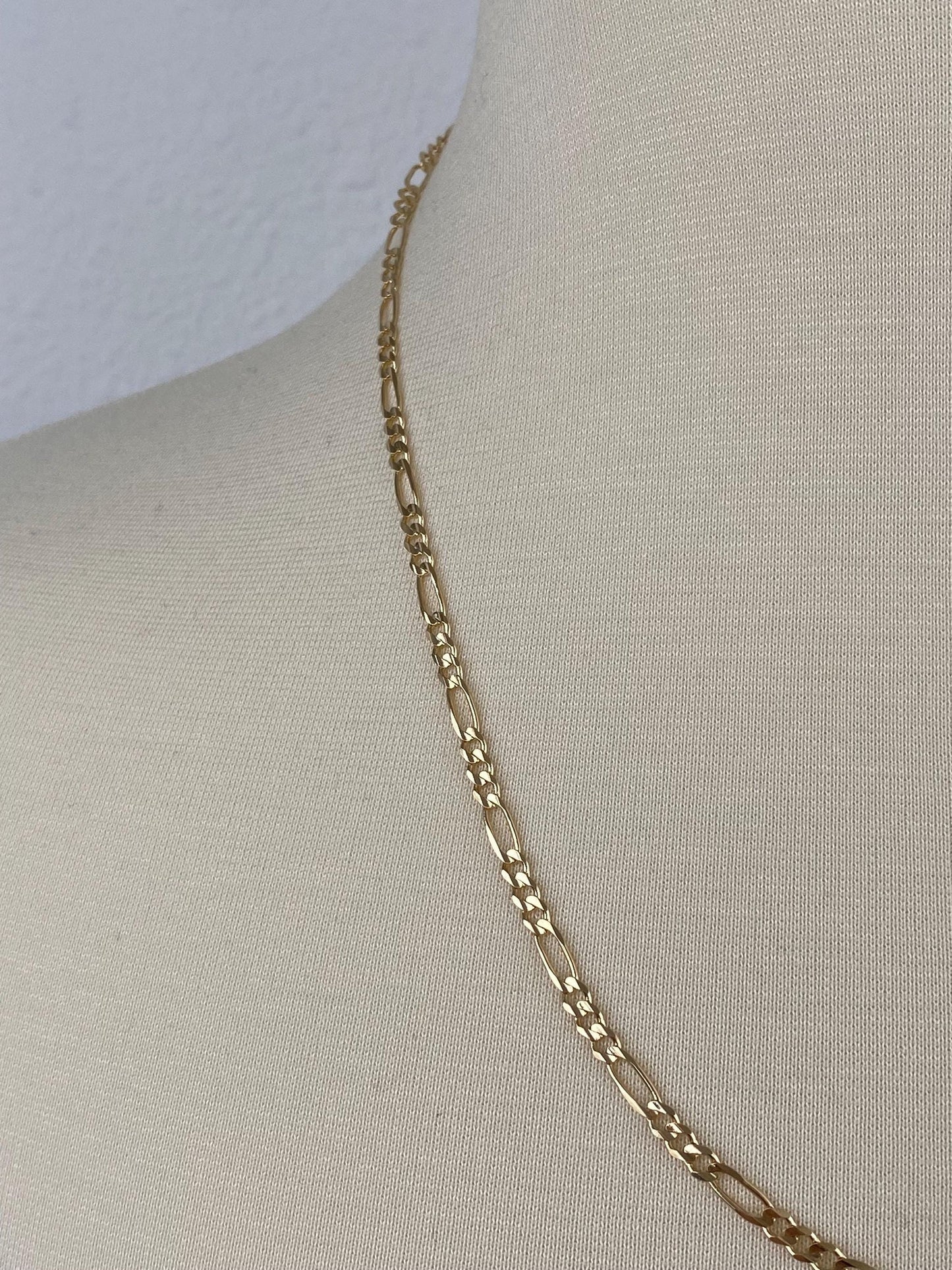 Vintage Solid 14k Yellow Gold Figaro Chain Necklace - 22 inches