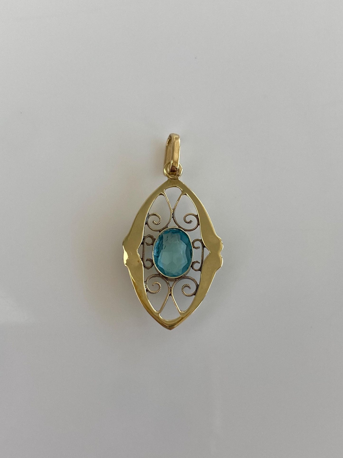 Vintage 14k Yellow Gold Light Blue Cubic Zirconia Charm