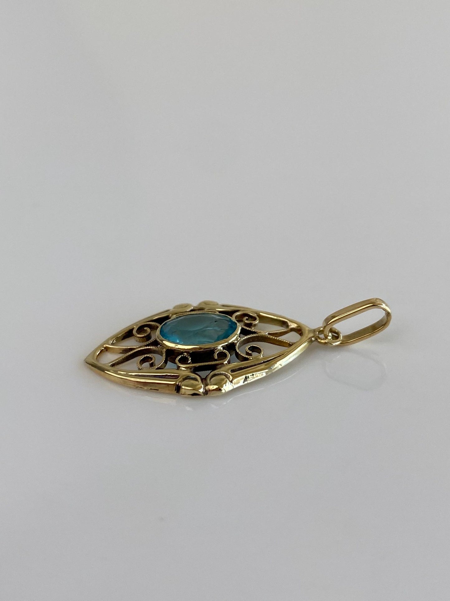 Vintage 14k Yellow Gold Light Blue Cubic Zirconia Charm