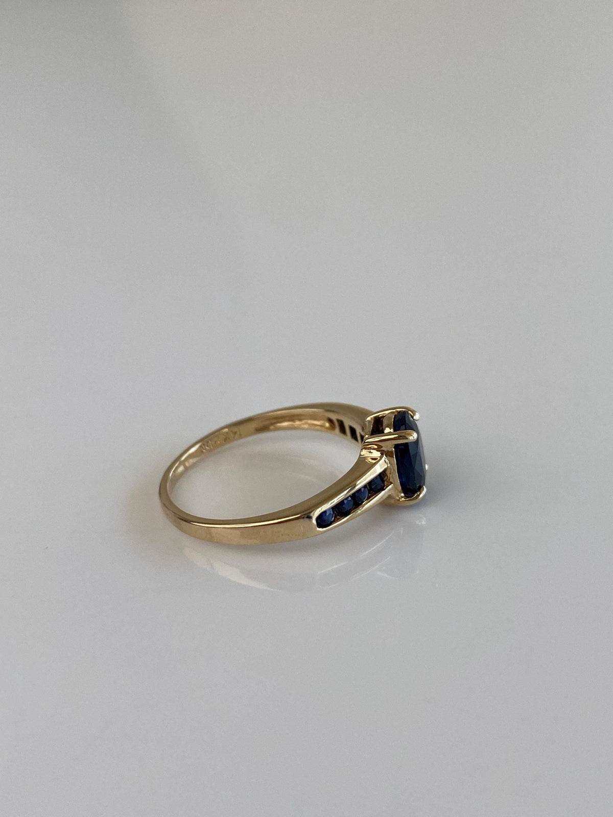 Solid 14k Yellow Gold Blue Sapphires Ring - Size 4.5