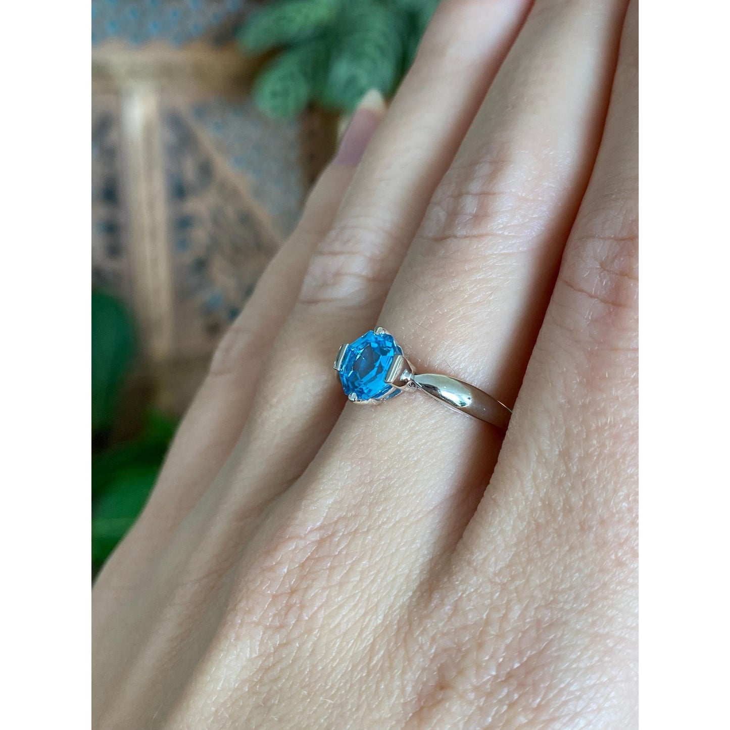 Vintage Solid 10k White Gold Topaz Ring - Size 6.5