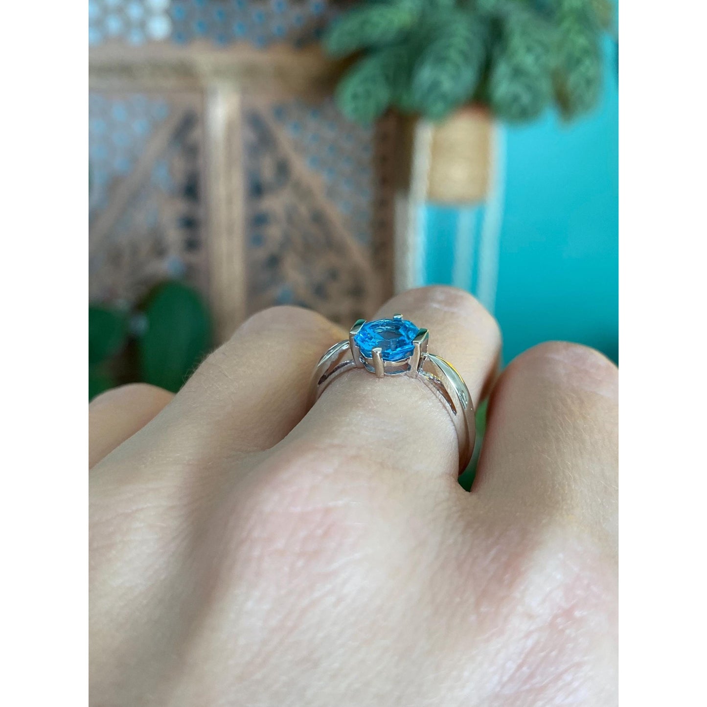 Vintage Solid 10k White Gold Topaz Ring - Size 6.5