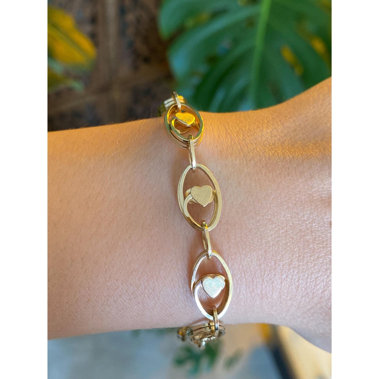 Vintage Solid 14k Yellow Gold Heart Link Bracelet - 7.25 inches