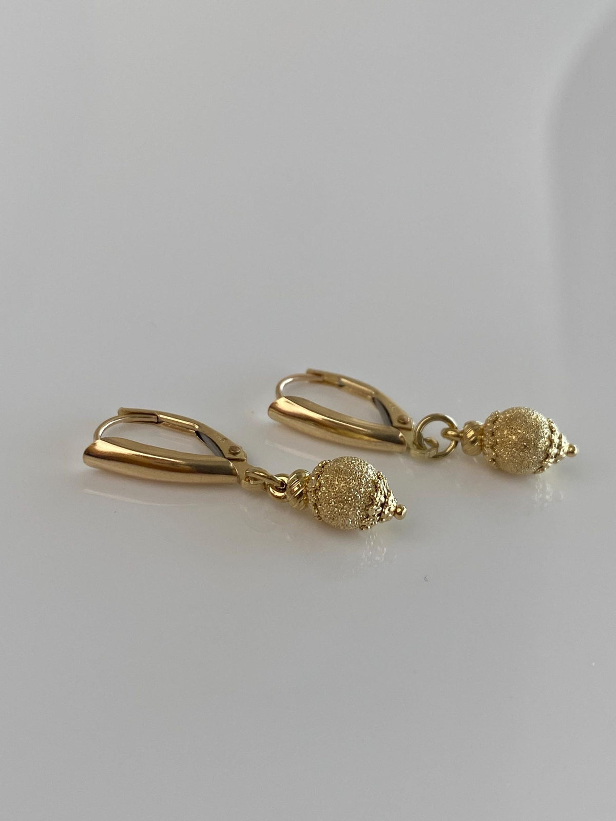 Vintage 14k & 18k Yellow Gold Sparkly Ball Dangle Earrings