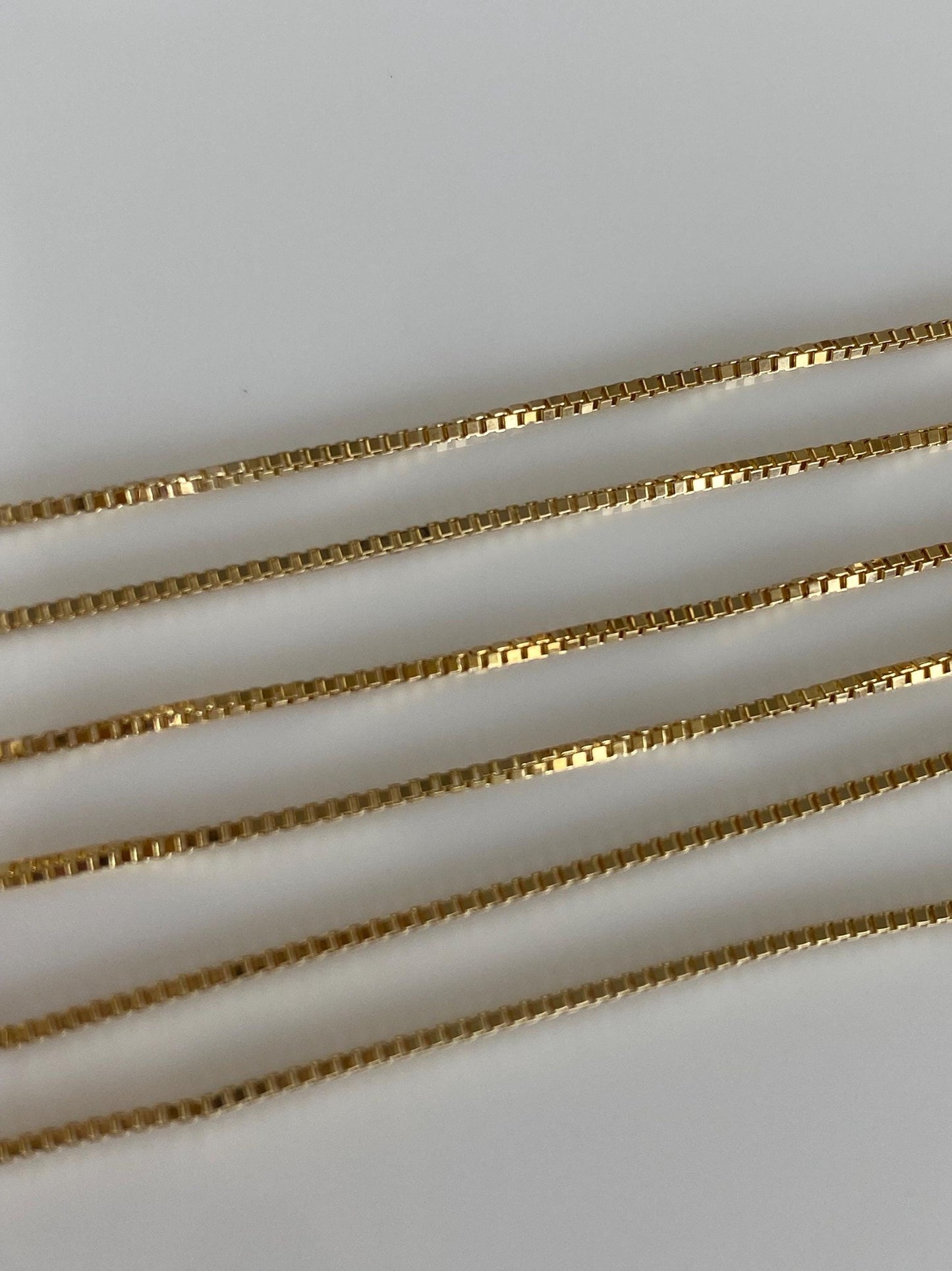 Vintage Solid 14k Yellow Gold Box Chain Necklace - 16 inches