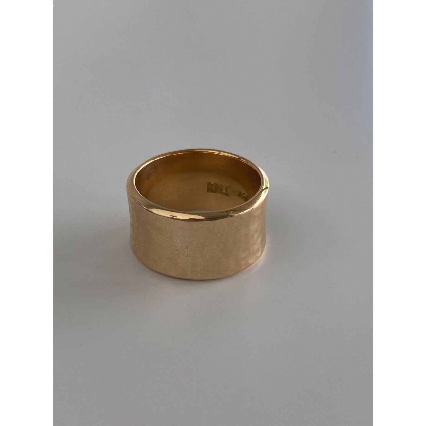 Vintage Solid 14k Yellow Gold Wide Hammered Ring Band - Size 5