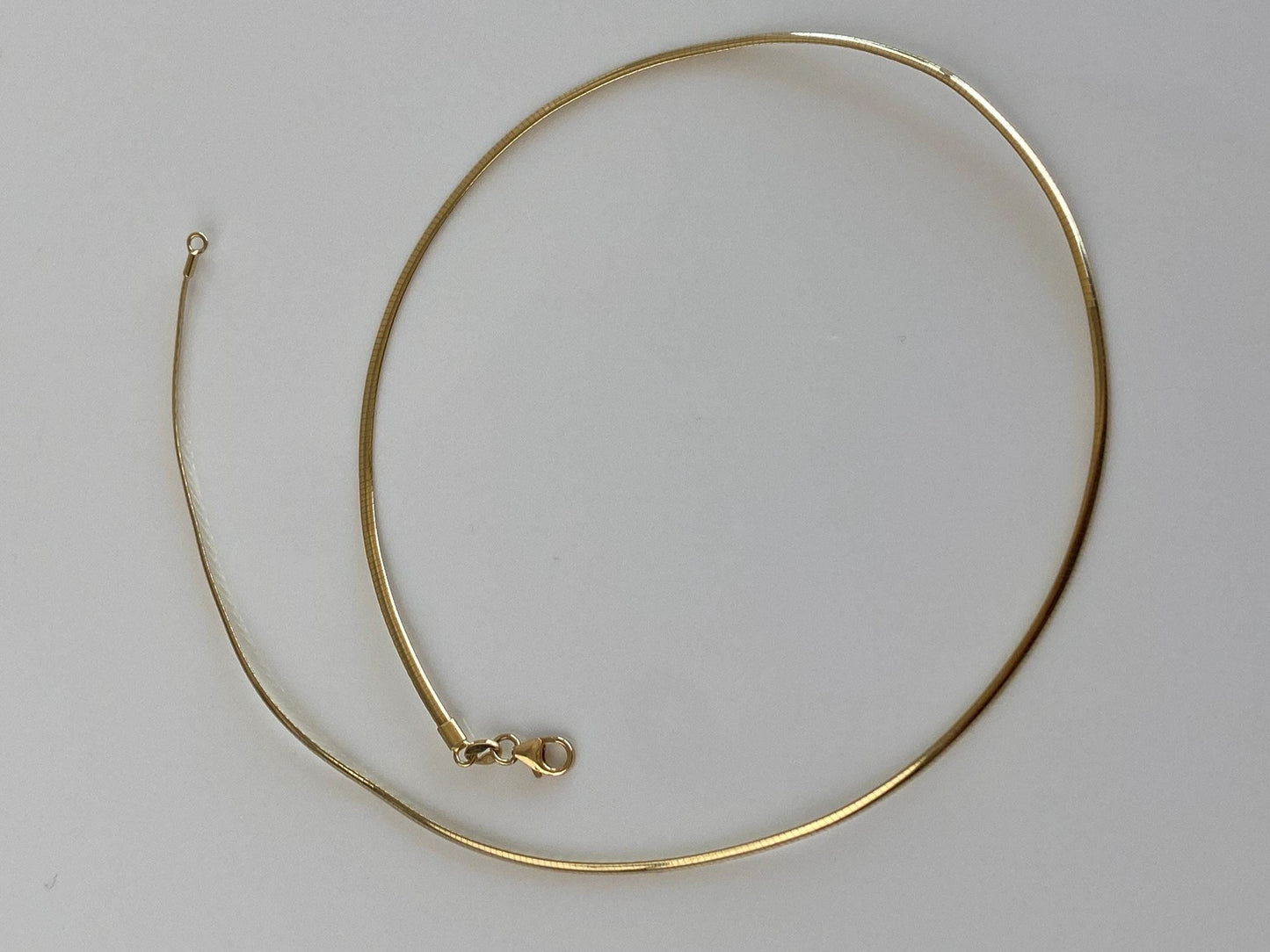 Vintage Solid 18k Yellow Gold Slim Omega Chain Necklace - 16.5 inches