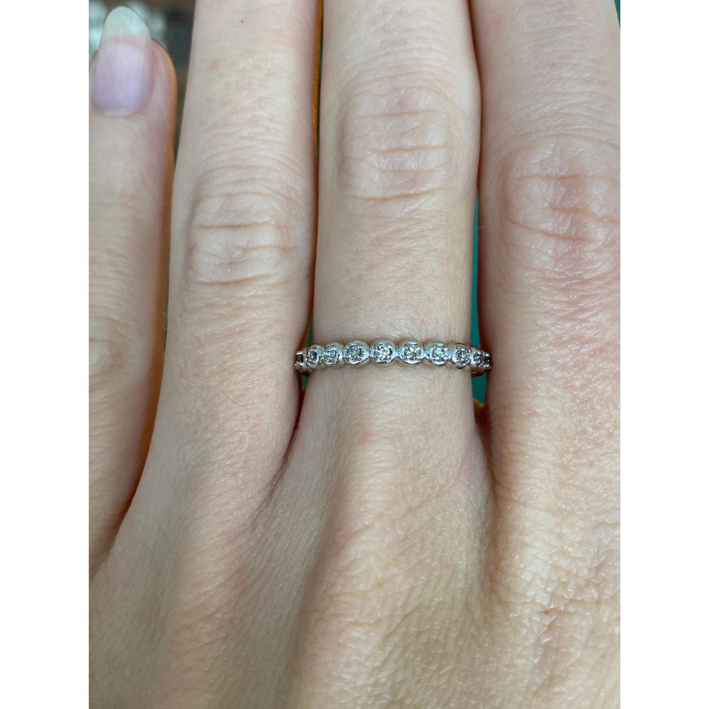 Vintage Solid 14k White Gold Diamond Beaded Texture Ring Band - Size 6.5