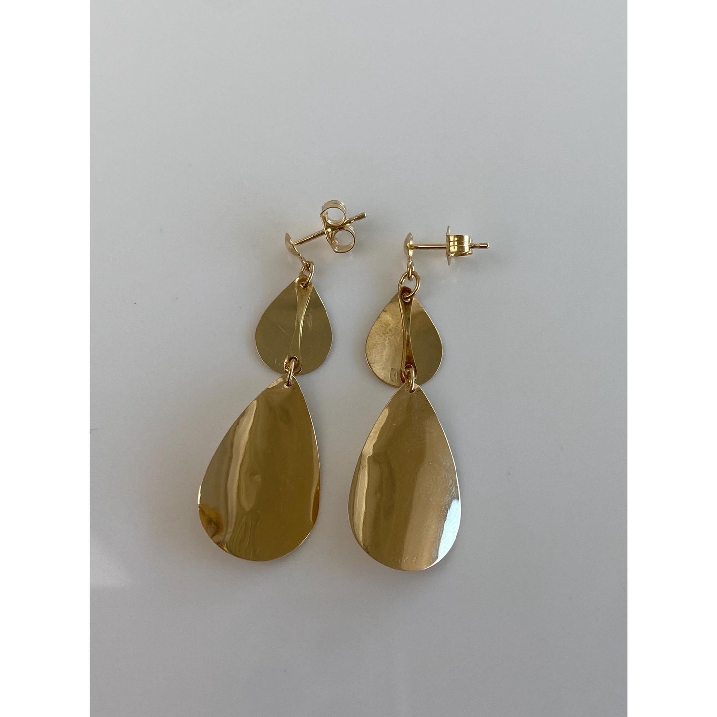 Vintage Solid 14k Yellow Gold Pearl Teardrop Dangle Stud Earrings
