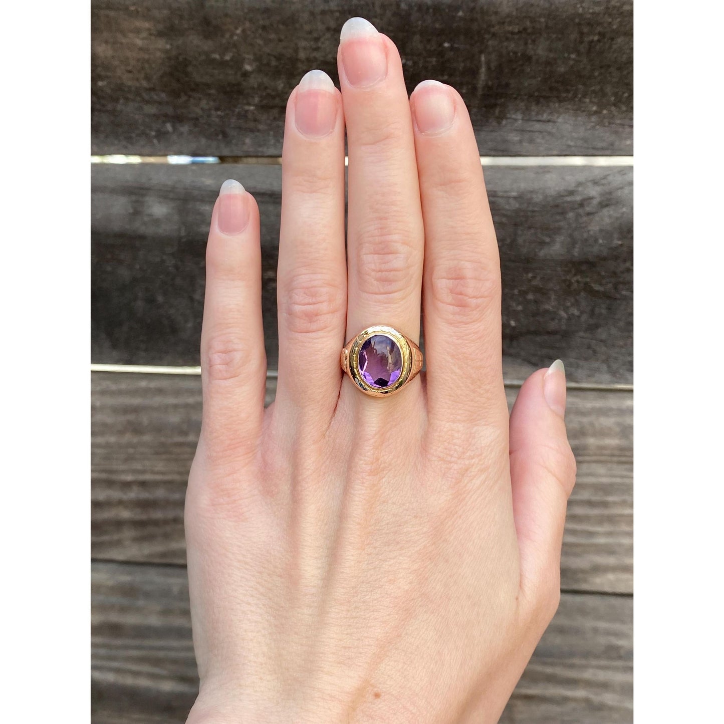 Vintage Solid 10k Yellow Gold Amethyst Signet Ring - Size 6.5
