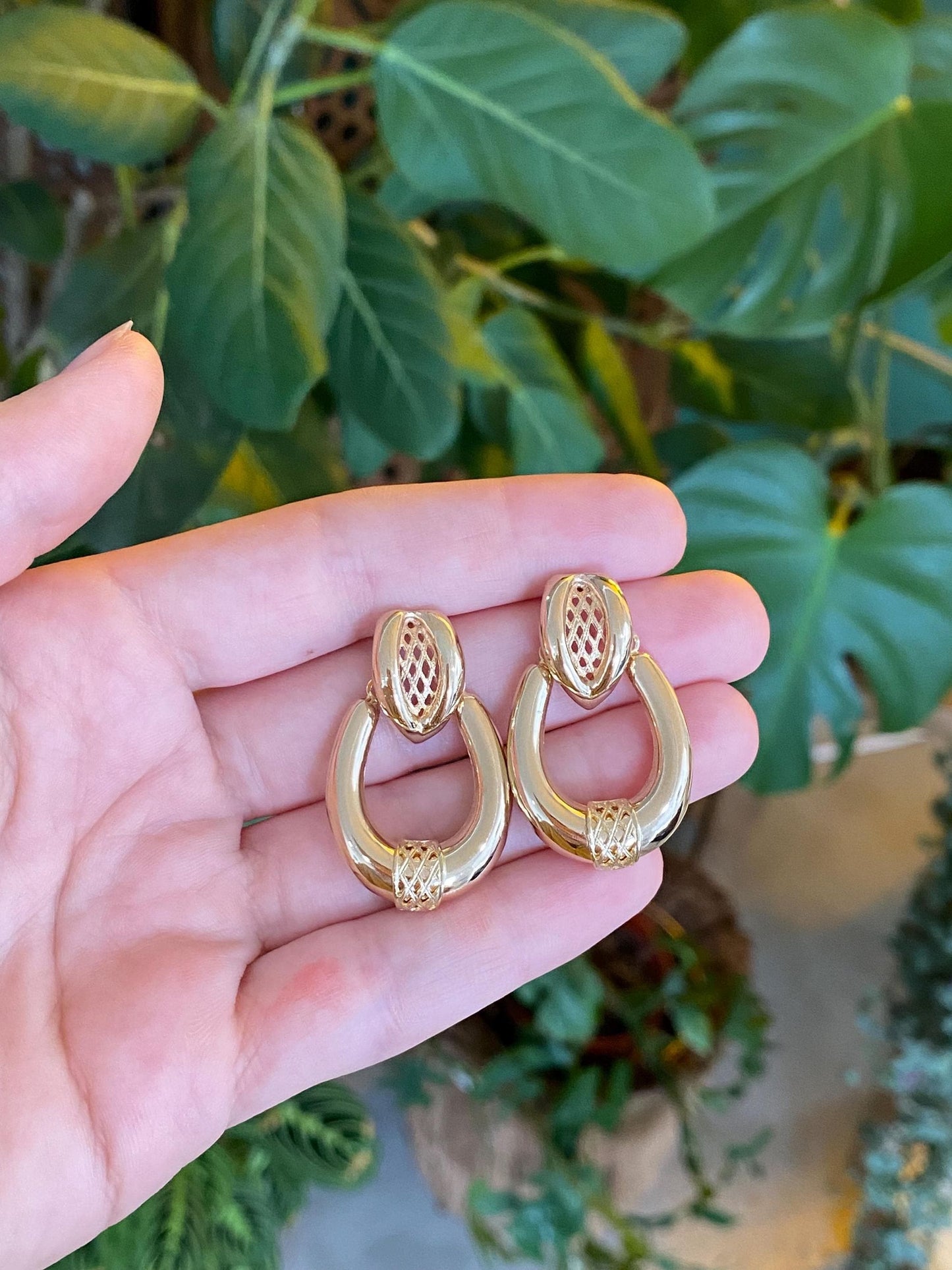 Vintage 14k Yellow Gold Open Work Design Hoop Stud Earrings