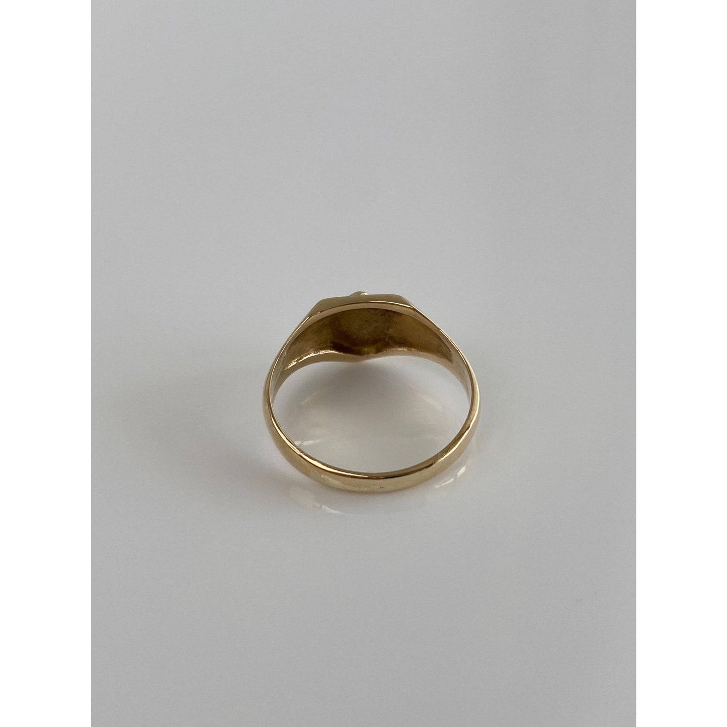 Vintage Solid 10k Yellow Gold Enamel Crest Signet Ring - Size 4.75