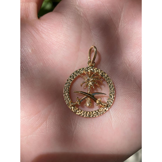 Vintage Solid 18k Yellow Gold Saudi Arabian National Emblem Charm