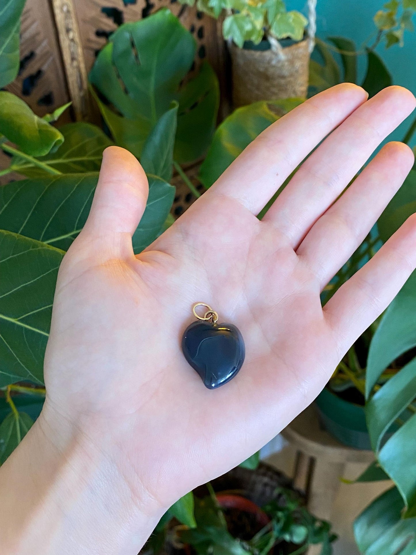 Vintage Solid 14k Yellow Gold Blue Stone Heart Charm