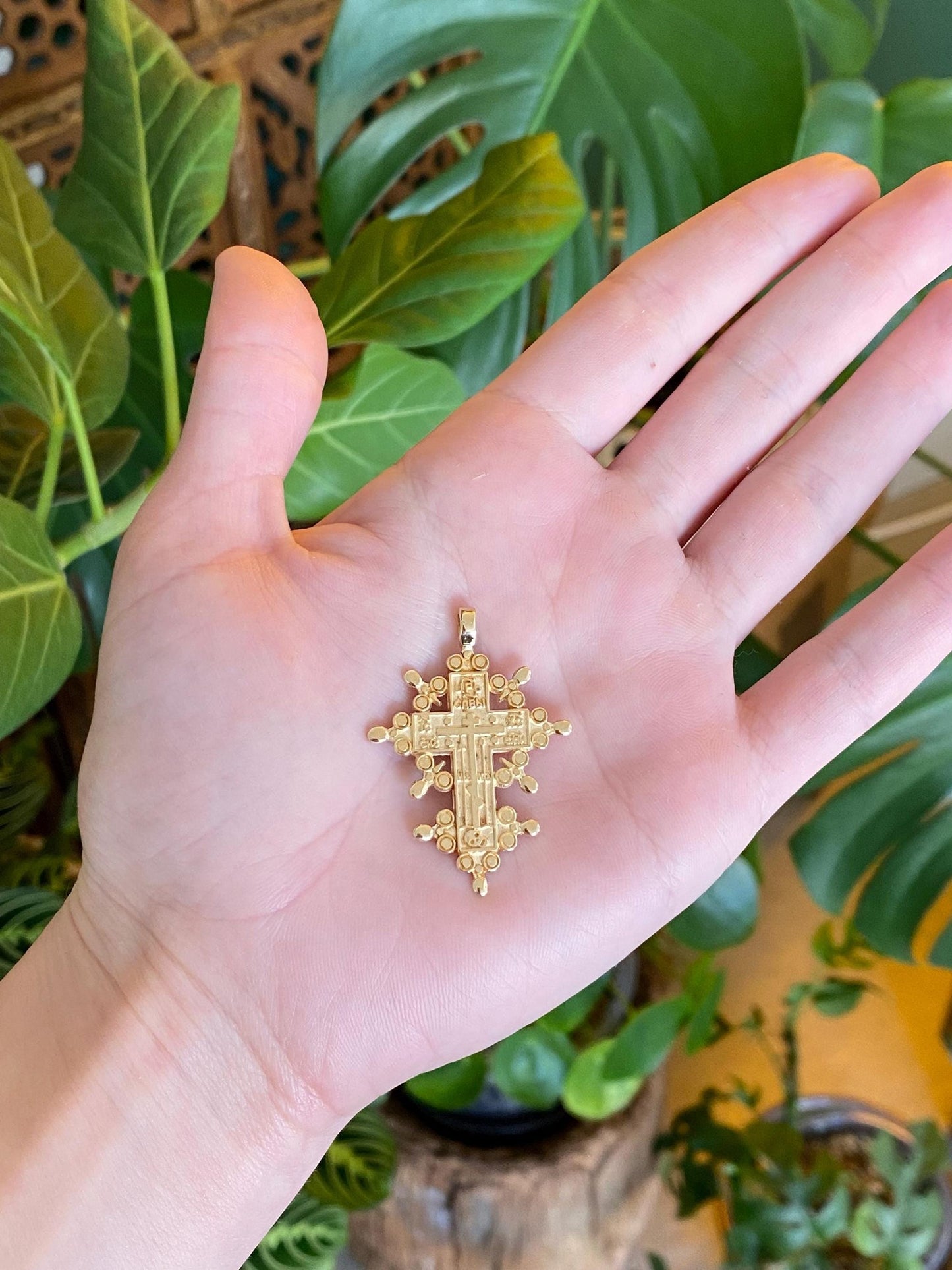Vintage Solid 14k Yellow Gold Ornate Cross Charm
