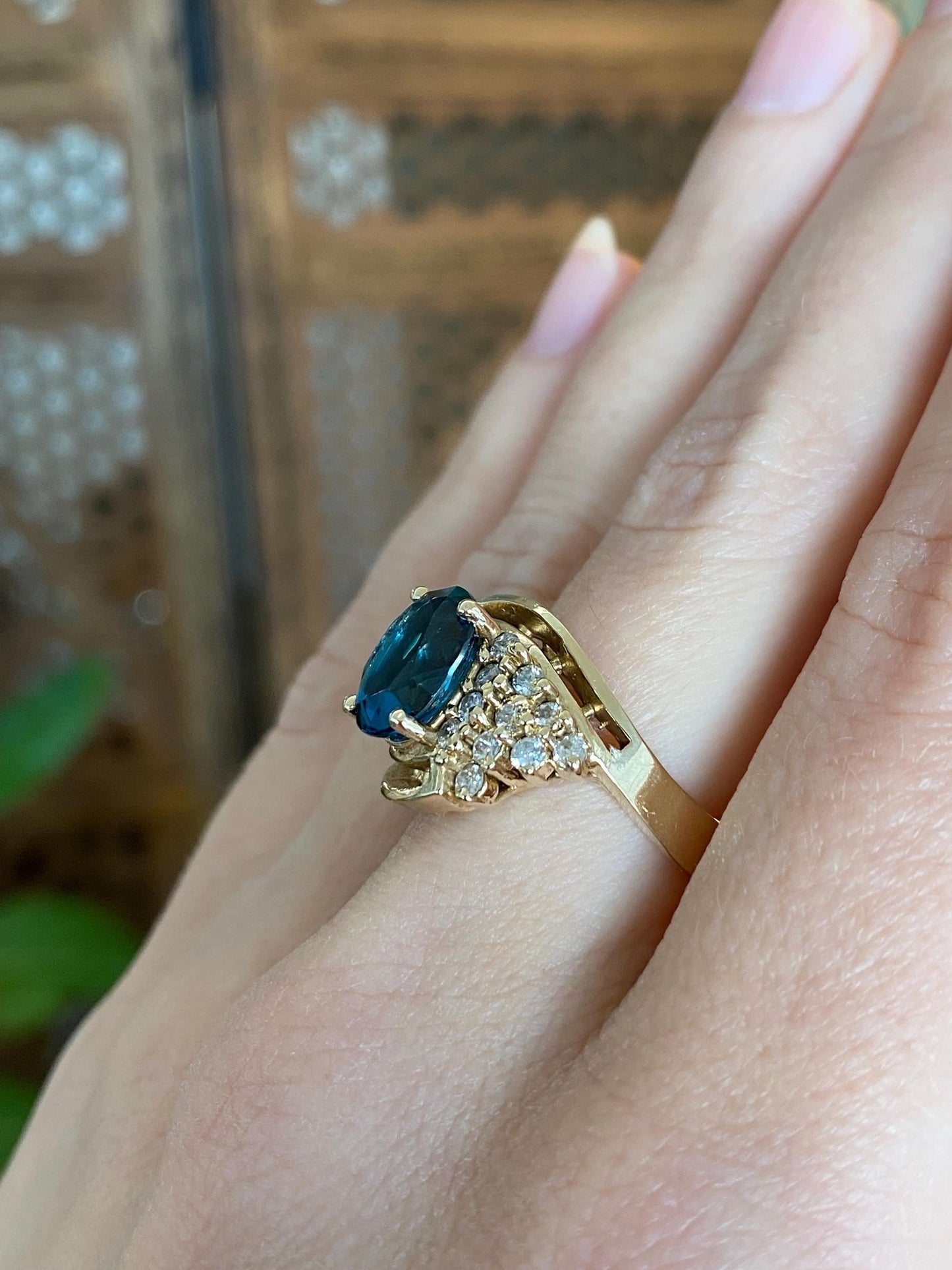 Vintage Solid 14k Yellow Gold Diamond Topaz Ring - Size 6.25