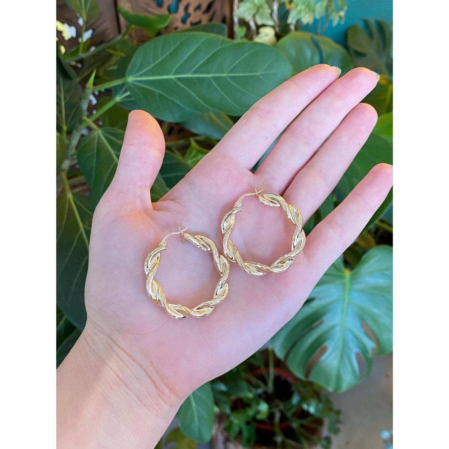 Vintage 14k Yellow Gold Chunky Twist Hoop Earrings