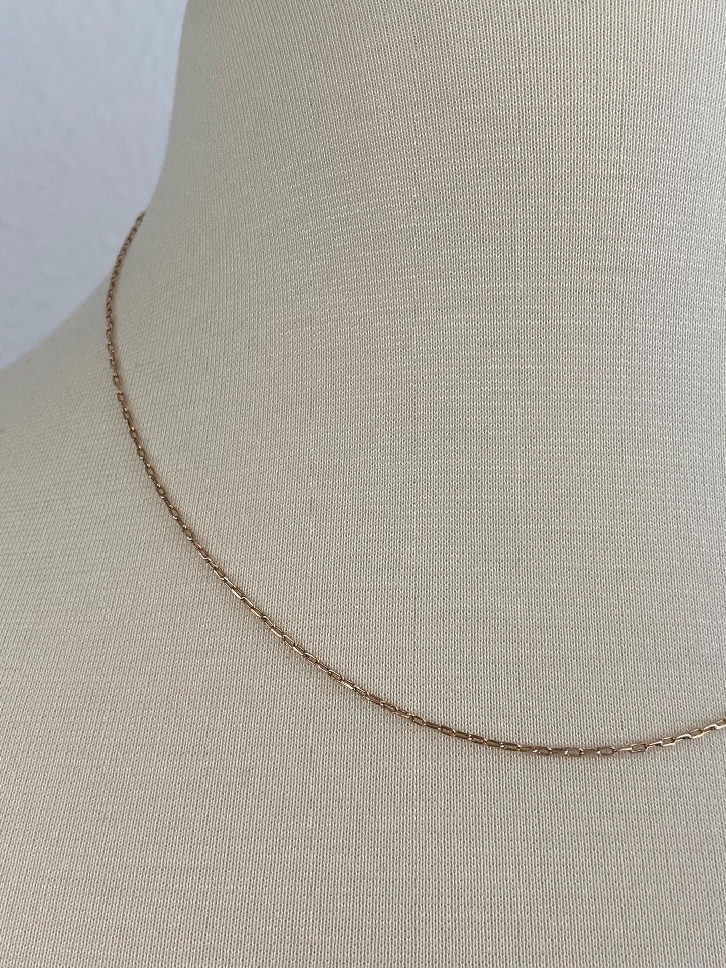 Vintage Solid 10k Yellow Gold Elongated Cable Chain Necklace - 17.75 inches