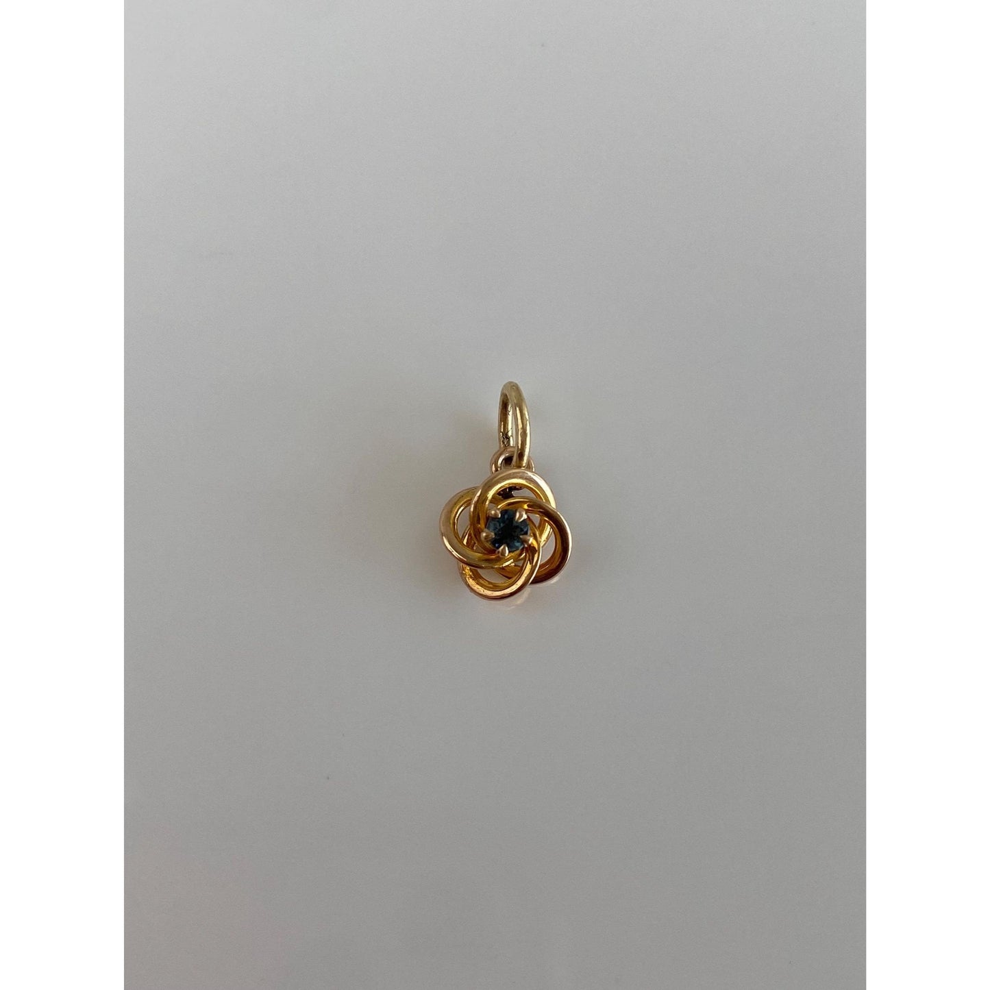Vintage 10k Yellow Gold Blue Sapphire Knot Charm