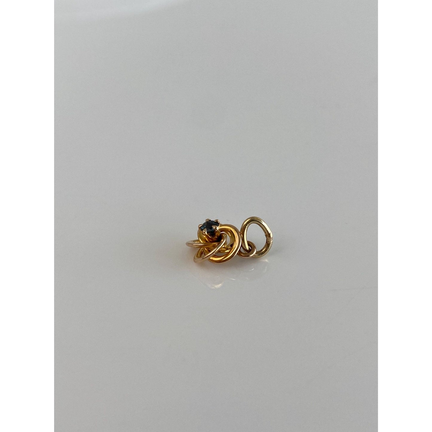 Vintage 10k Yellow Gold Blue Sapphire Knot Charm