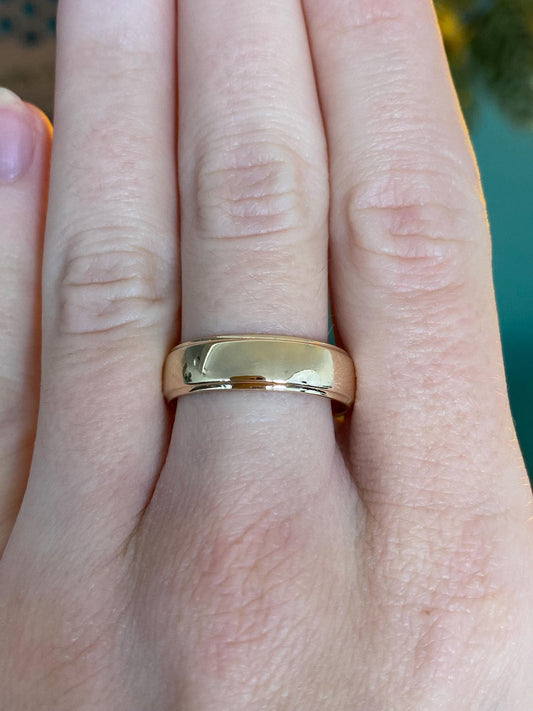 Vintage Solid 14k Yellow Gold Lined Border Ring Band - Size 9.25