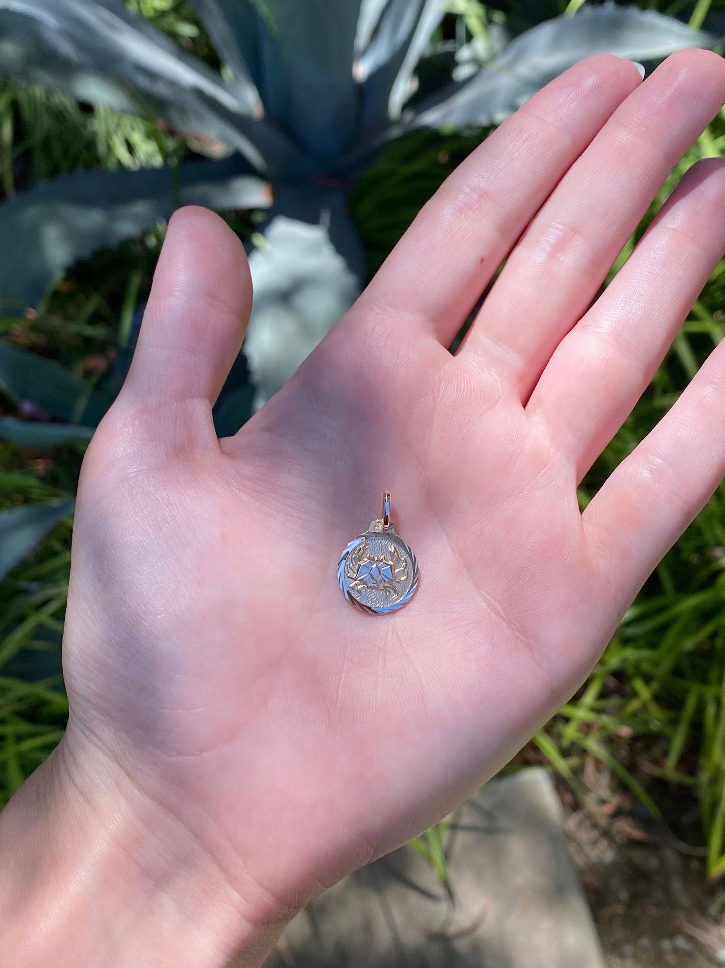 Vintage Solid 14k Yellow Gold Cancer Zodiac Charm