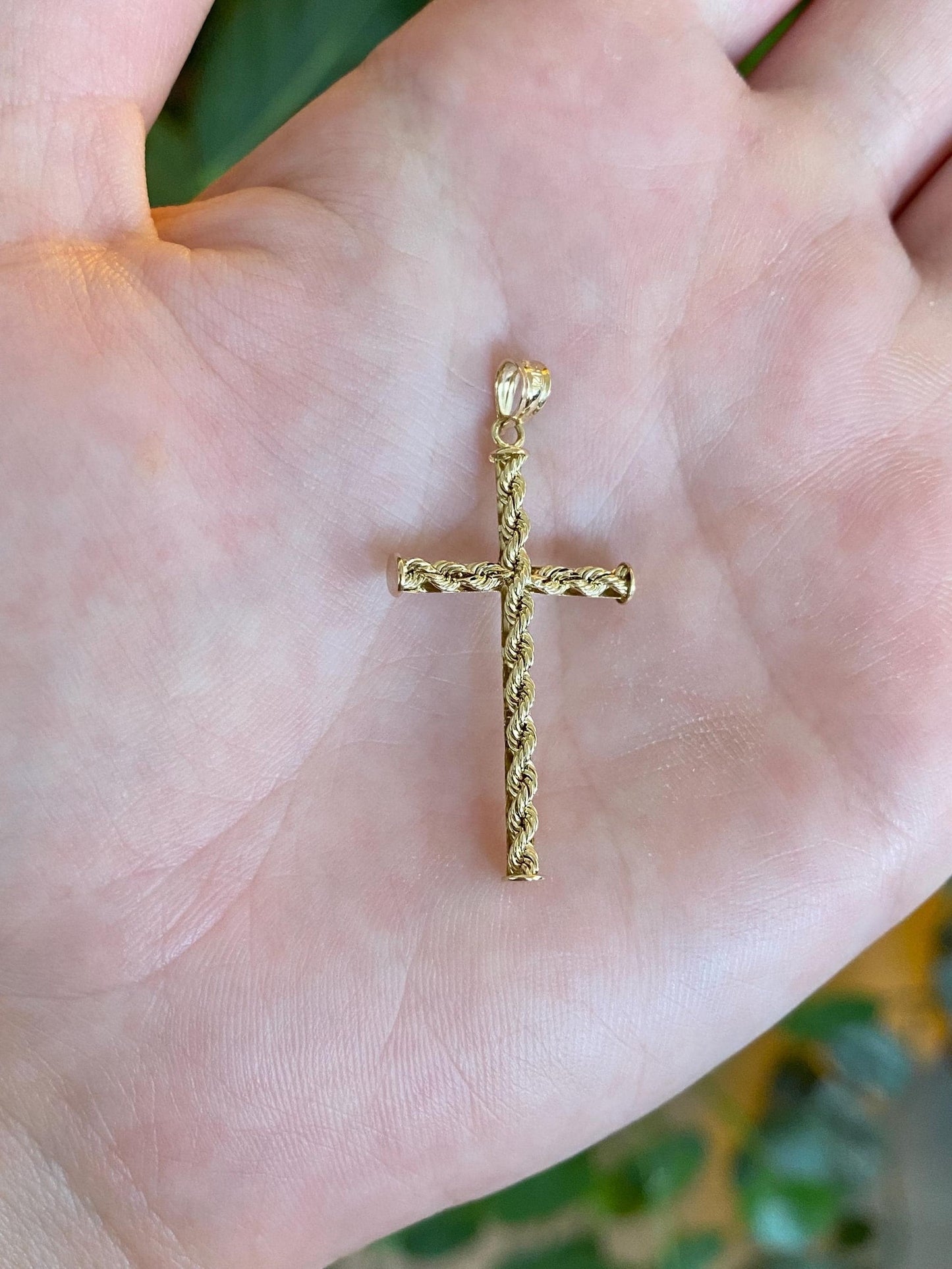 Vintage 14k Yellow Gold Rope Chain Cross Charm