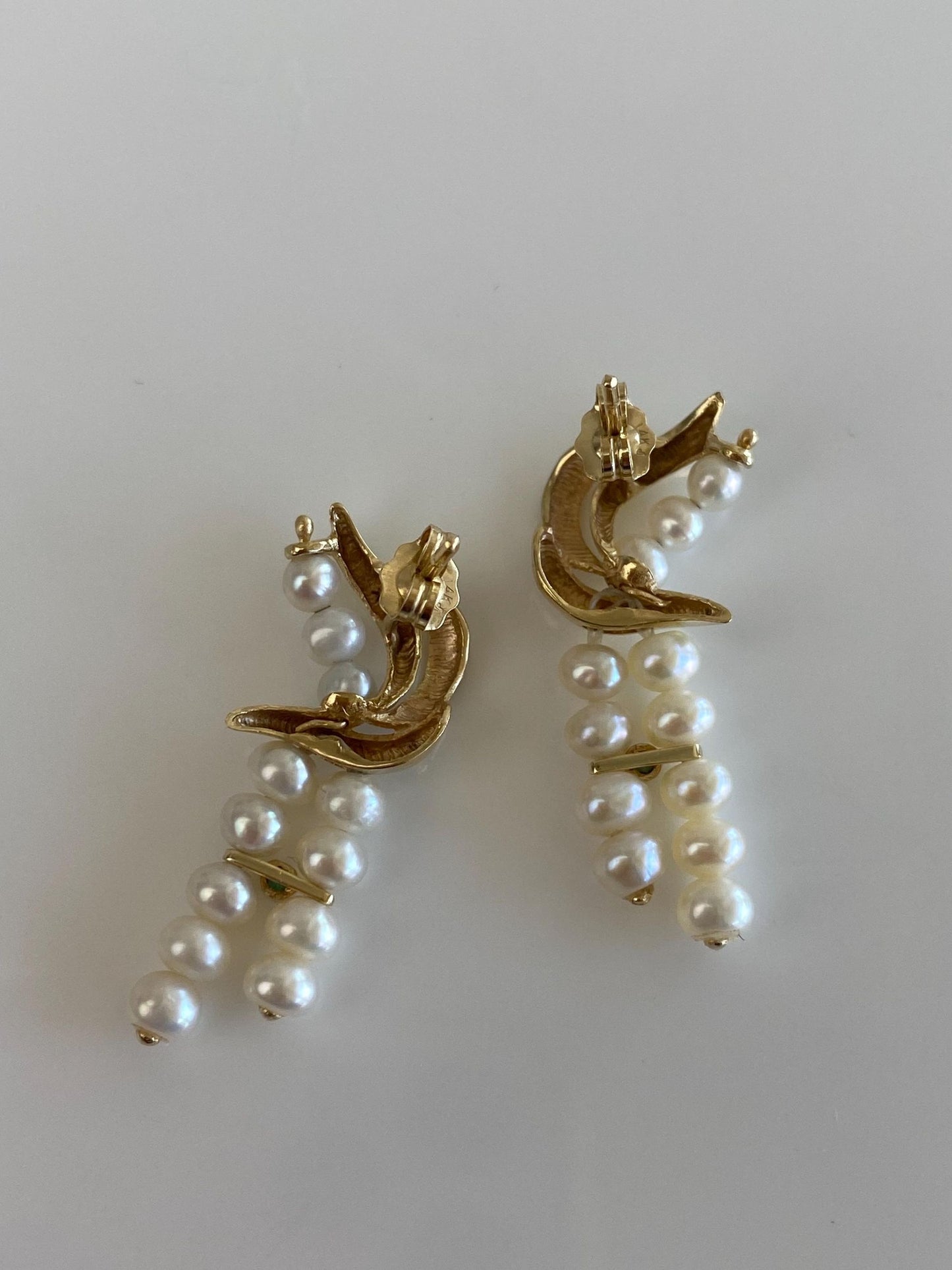 Vintage Solid 14k Yellow Gold Emerald Pearls Fringe Dangle Stud Earrings