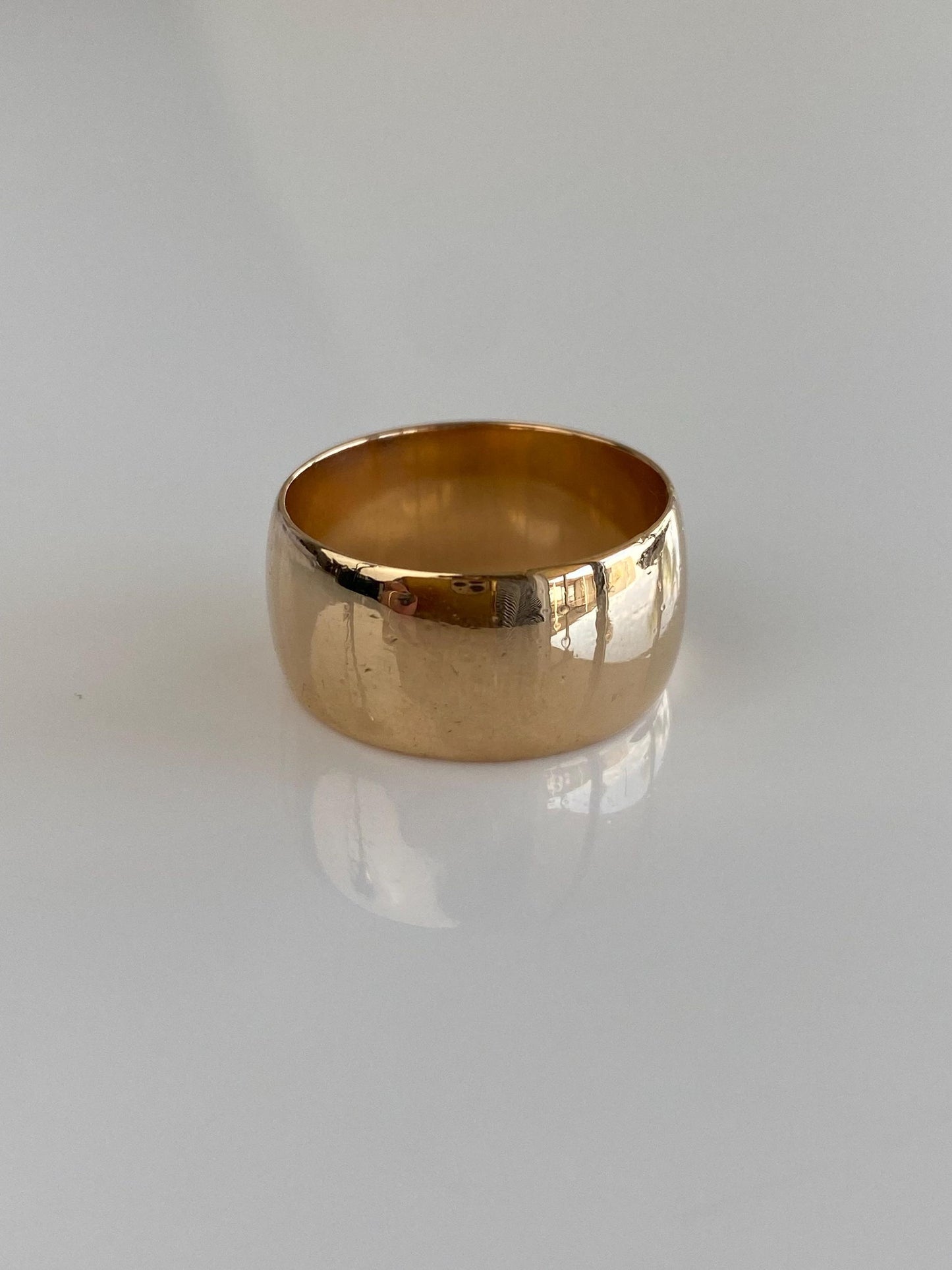 Vintage Solid 14k Yellow Gold Wide Ring Band - Size 6.75