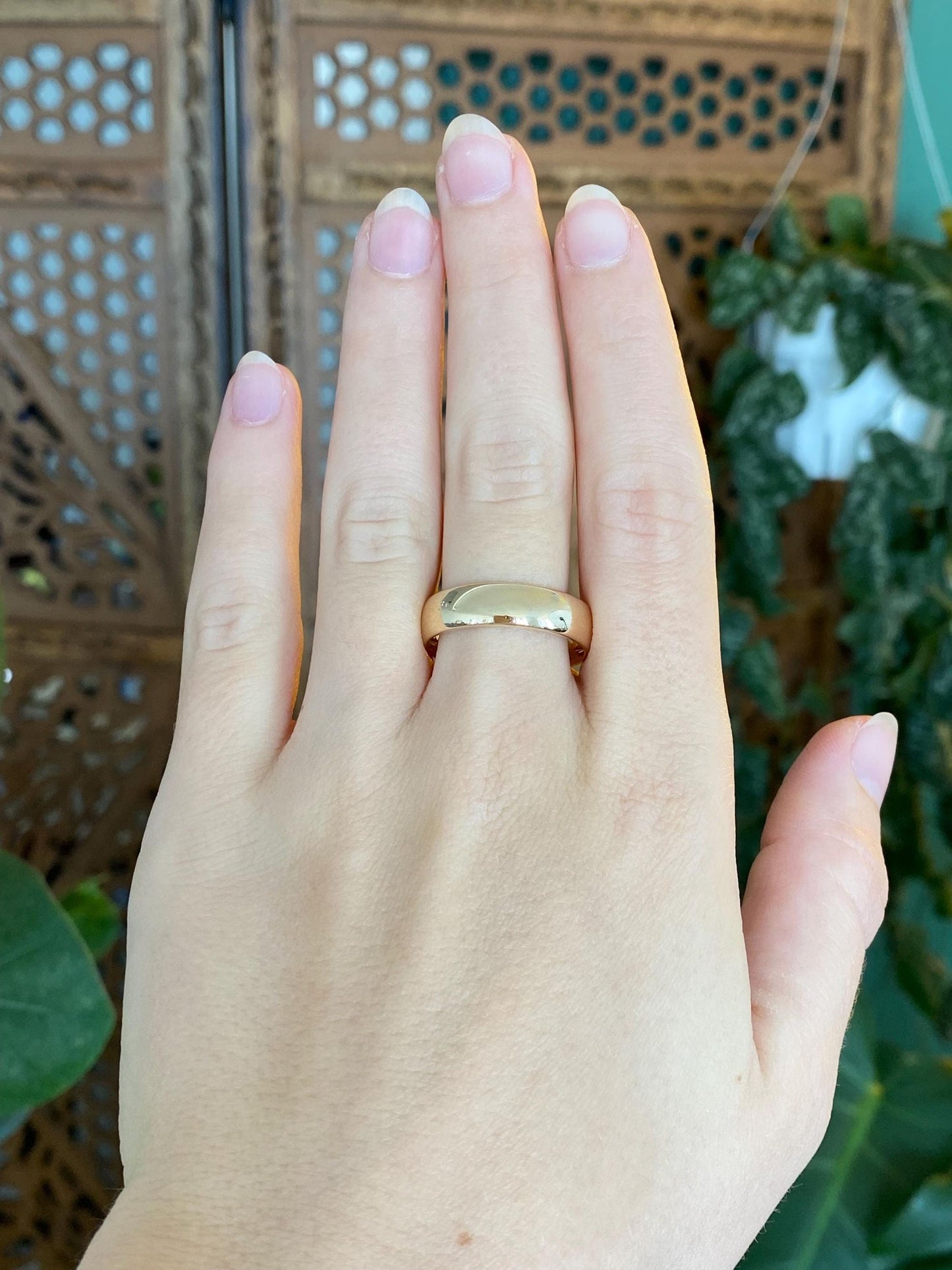 Vintage Solid 14k Yellow Gold Ring Band - Size 10.25