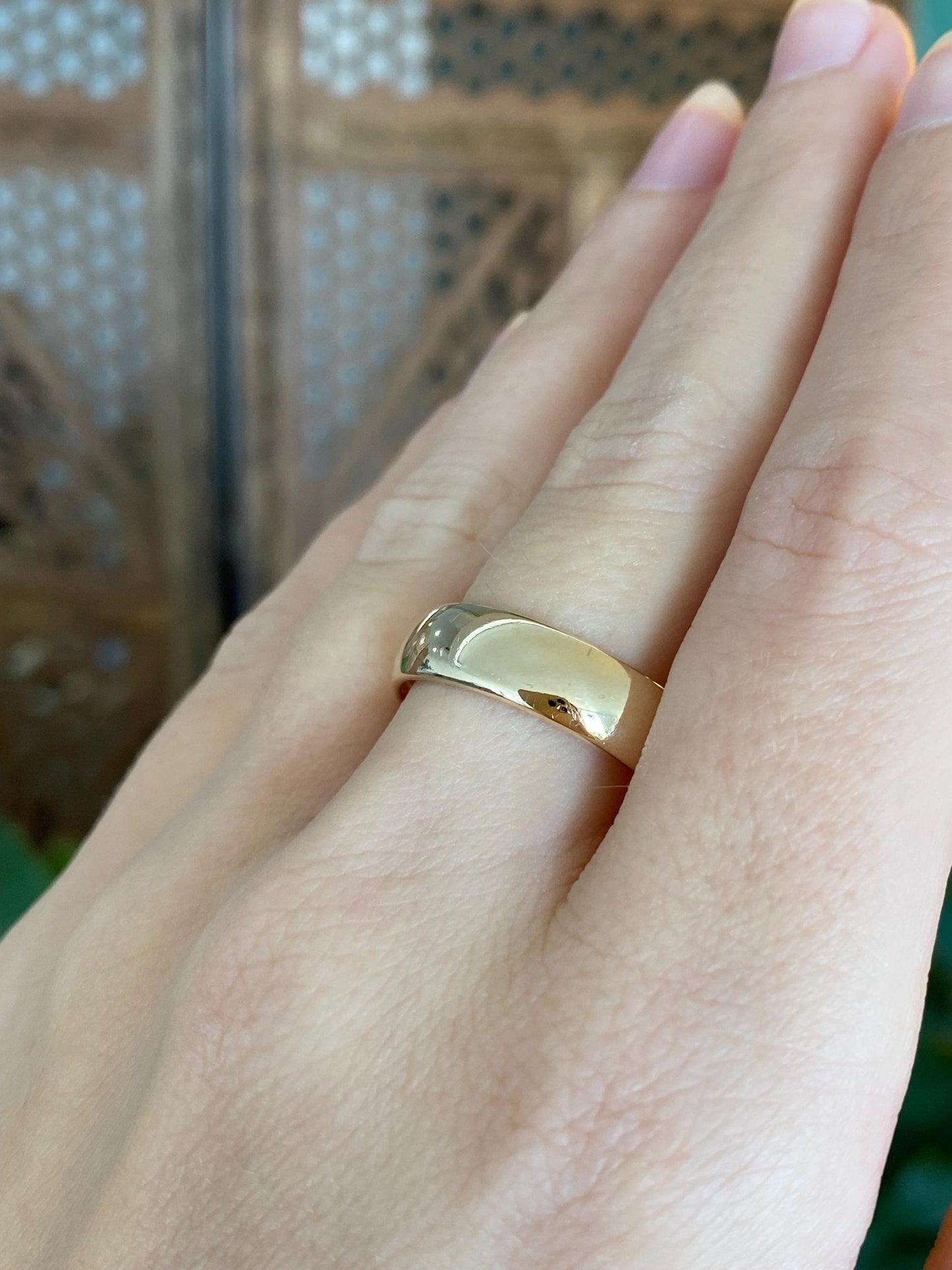Vintage Solid 14k Yellow Gold Ring Band - Size 10.25