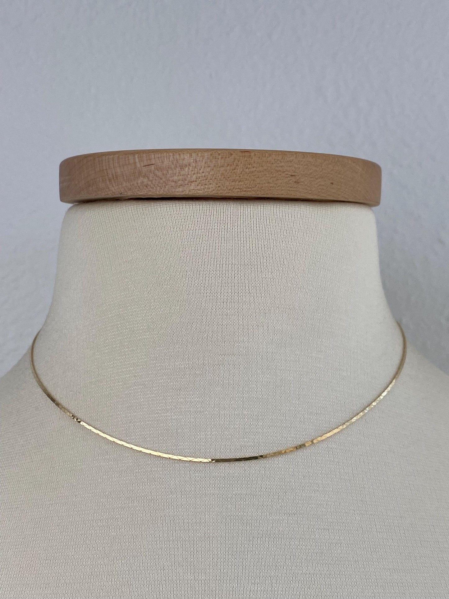 Vintage Solid 14k Yellow Gold Slim Triangle Link Chain Necklace - 16 inches