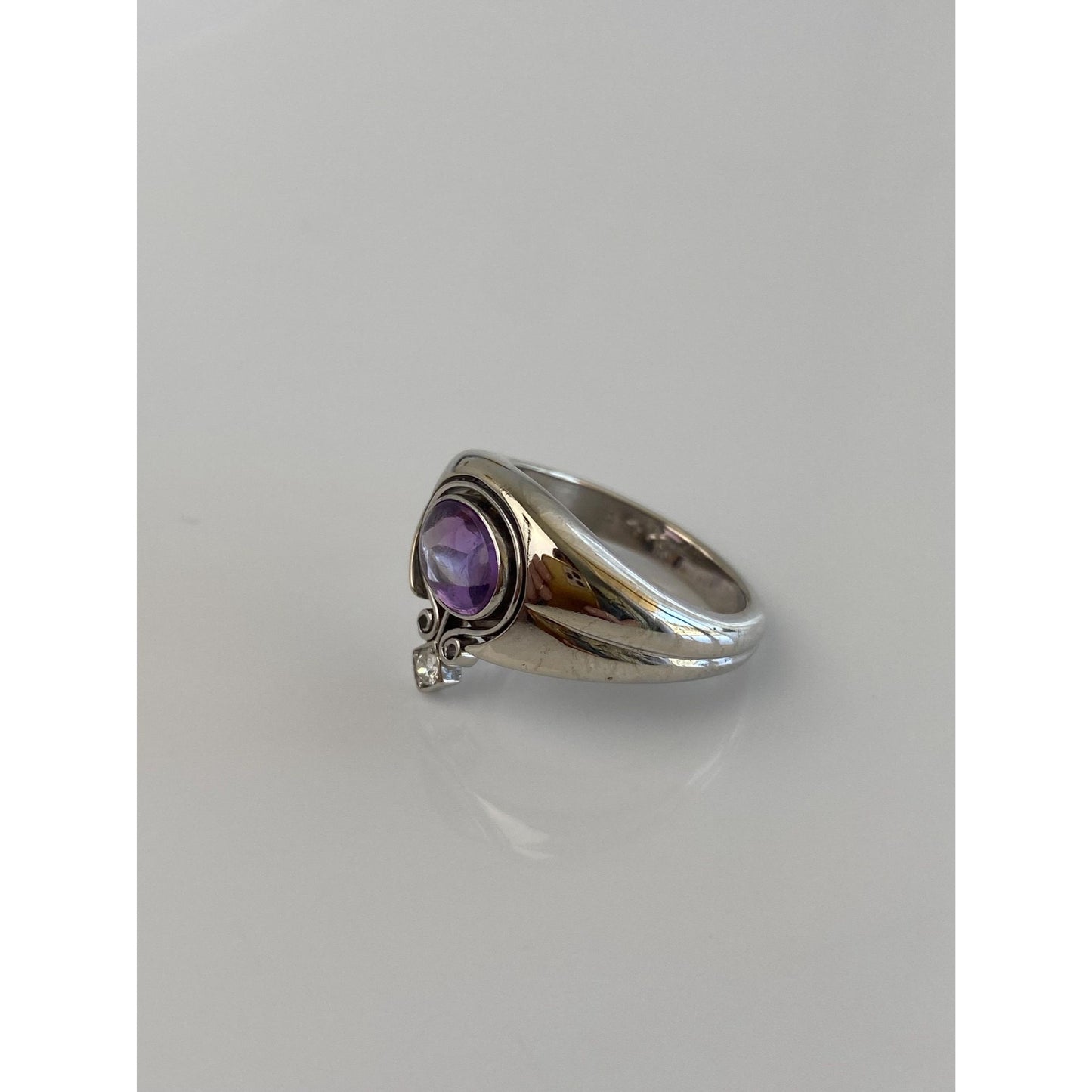 Vintage Solid 14k White Gold Diamond Amethyst Ring Band - Size 5.75