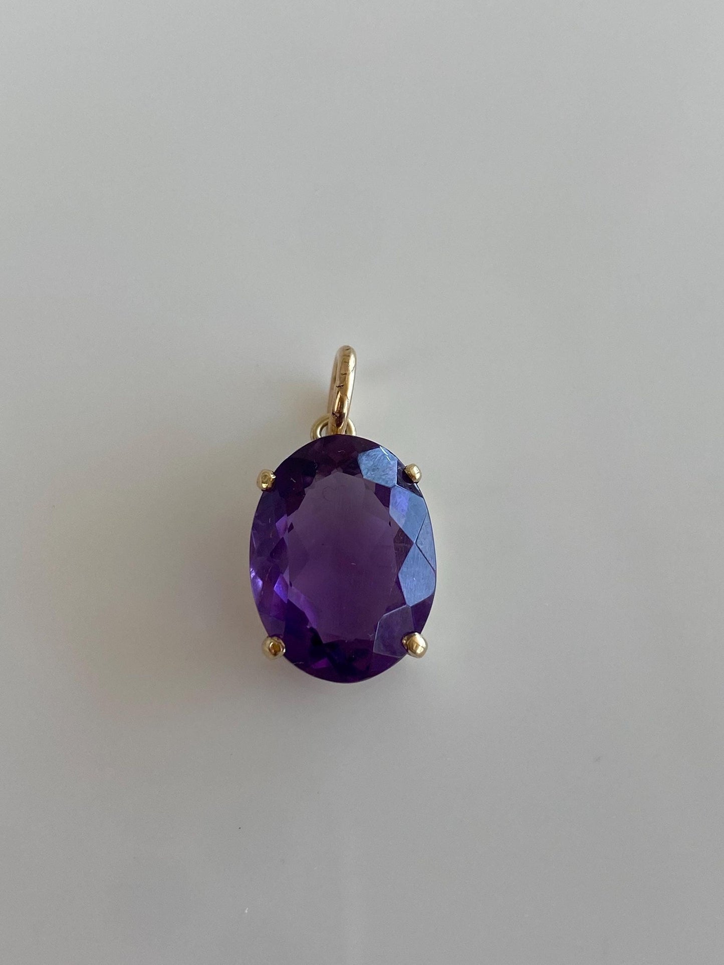 Vintage Solid 14k Yellow Gold Amethyst Charm