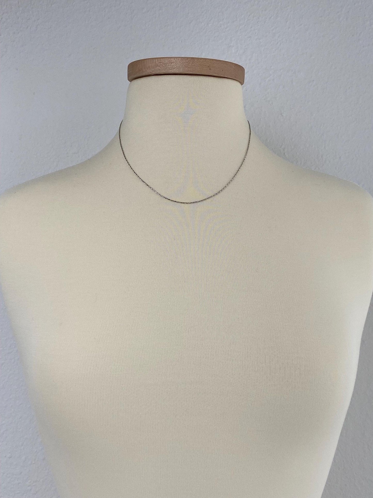 Vintage Solid 18k White Gold Twist Chain Necklace - 18 inches