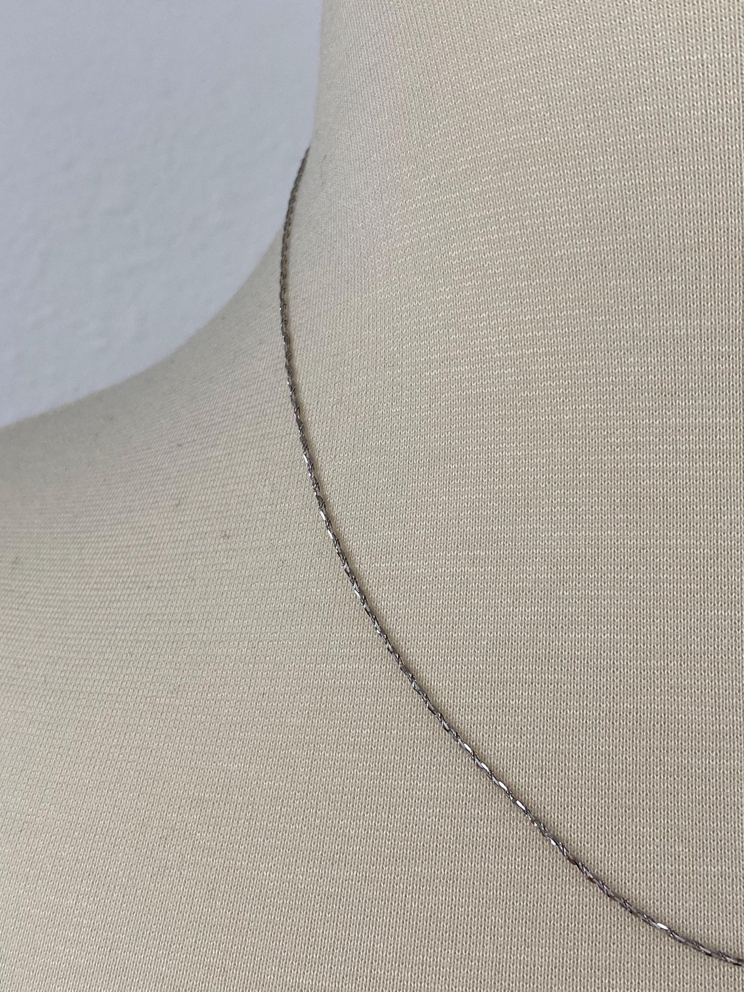 Vintage Solid 18k White Gold Twist Chain Necklace - 18 inches
